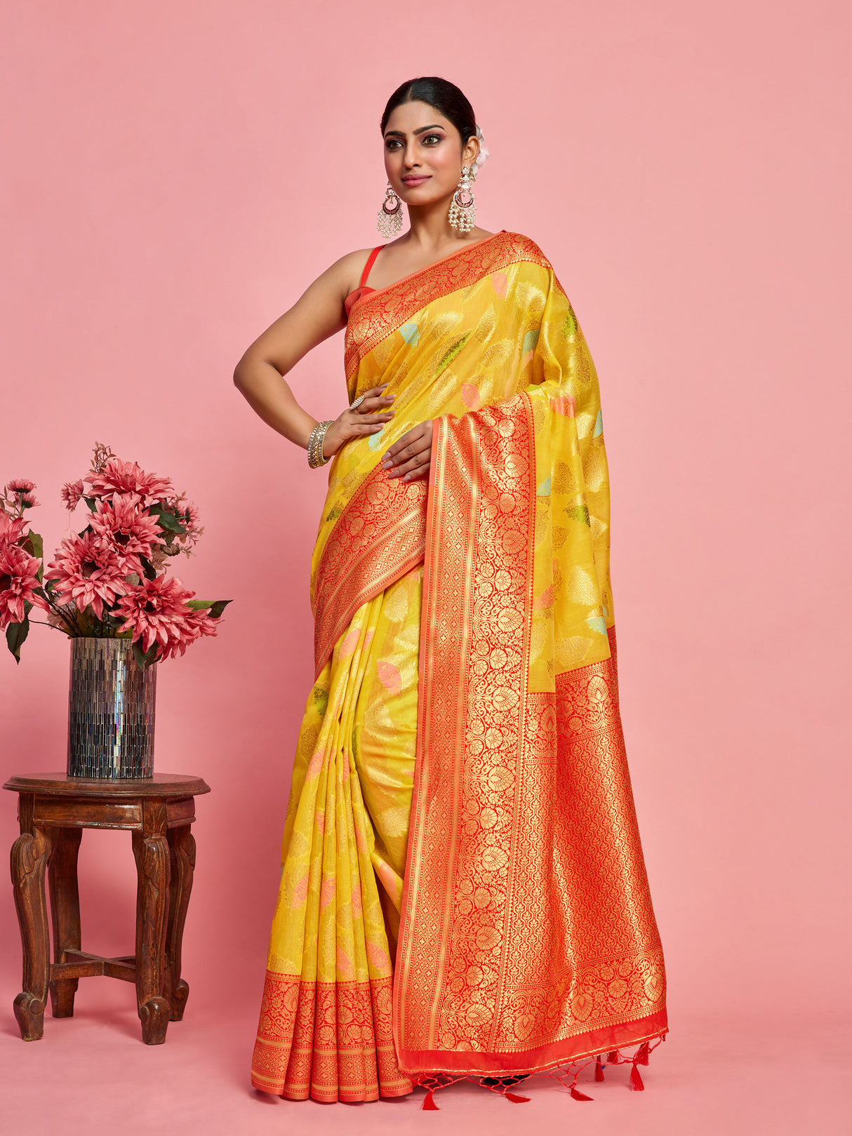 Mimosa Women's Woven Design Kanjivaram Linen Saree With Blouse Piece : SA00001245GDFREE