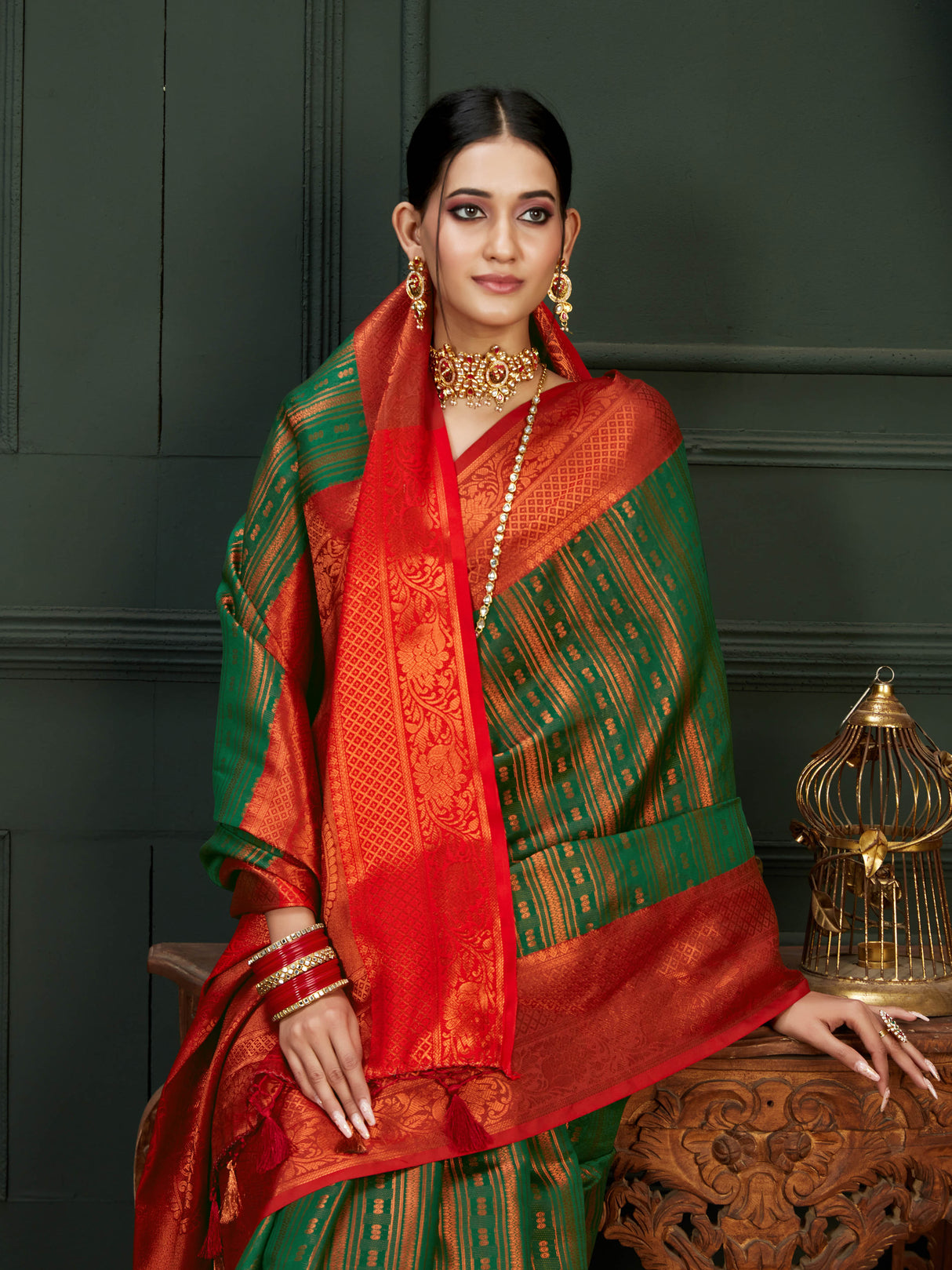 Mimosa Women's Woven Design Kanjivaram Art Silk Saree With Blouse Piece : SA0000914BG