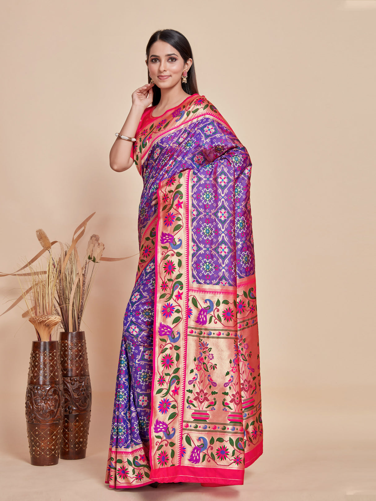 Mimosa Women's Woven Design Patola Style Art Silk Saree With Blouse Piece : SA00001379PRFREE