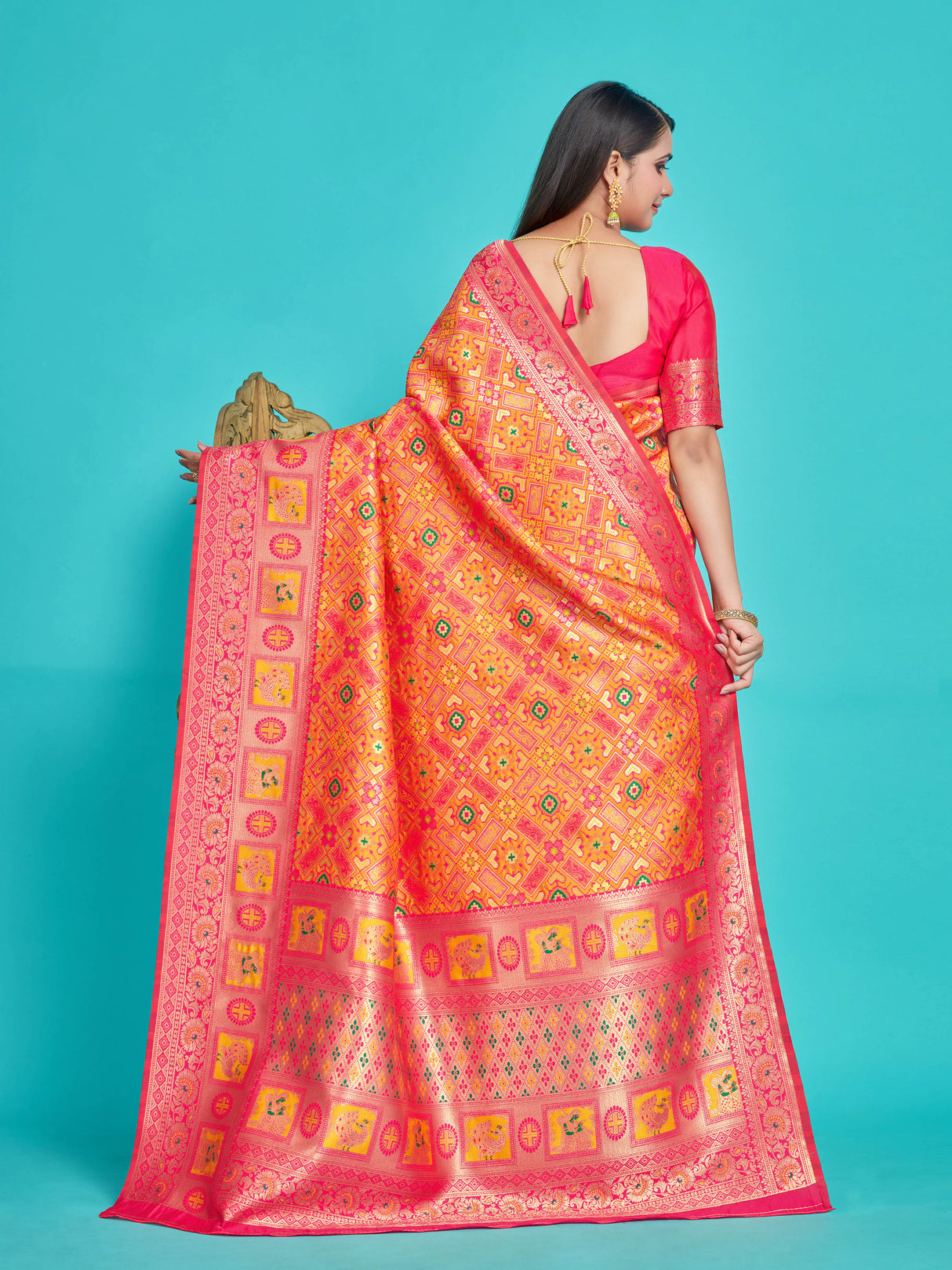Mimosa Women's Woven Design Patola Style Art Silk Saree With Blouse Piece : SA00001344GDFREE