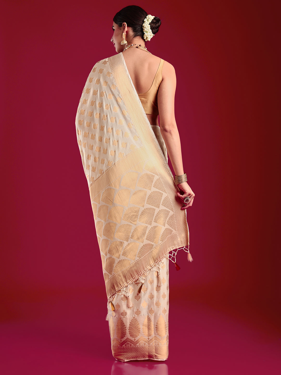 Mimosa Women's Woven Design Kasavu Crepe Saree With Blouse Piece : SA00001179CRFREE