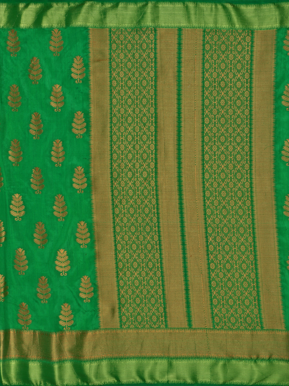 Mimosa Womens Tussar Silk Saree Banarasi style Green Color