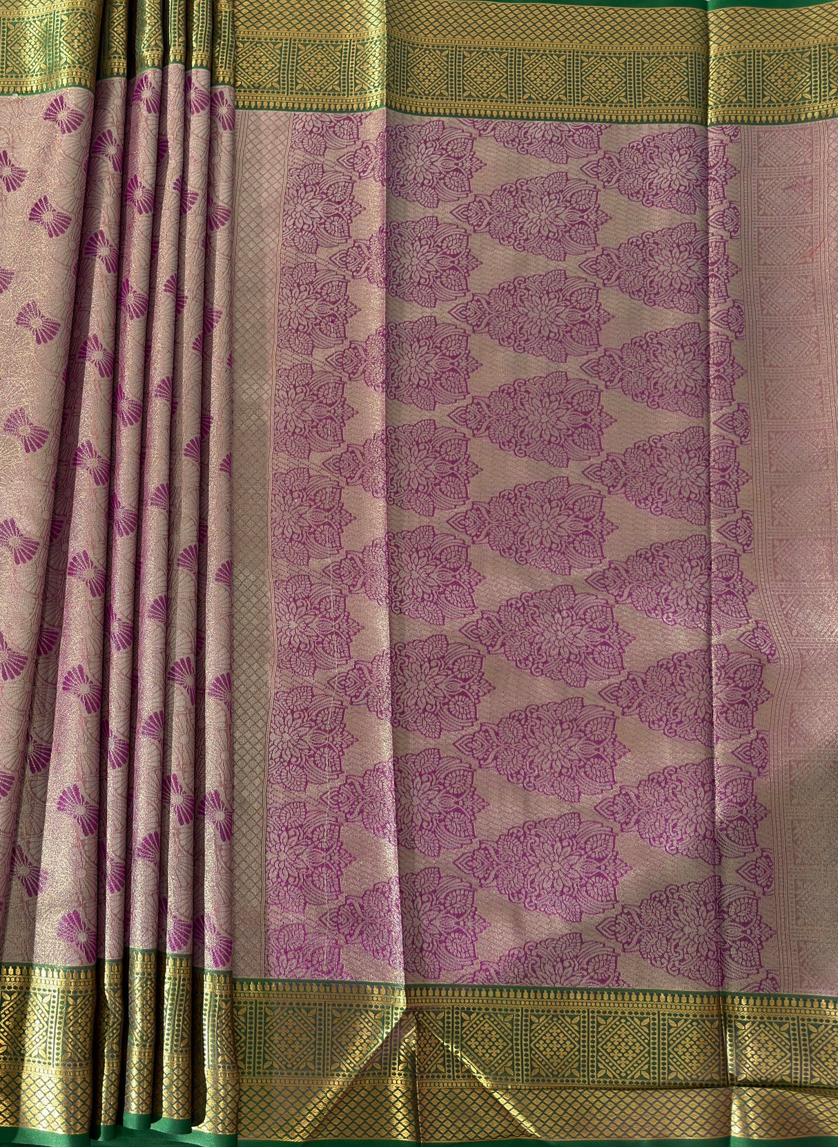 MIMOSA Women's Woven Design Kanjivaram Style Art Silk Saree with Blouse Piece - Magenta (SA00002804MJFREE)