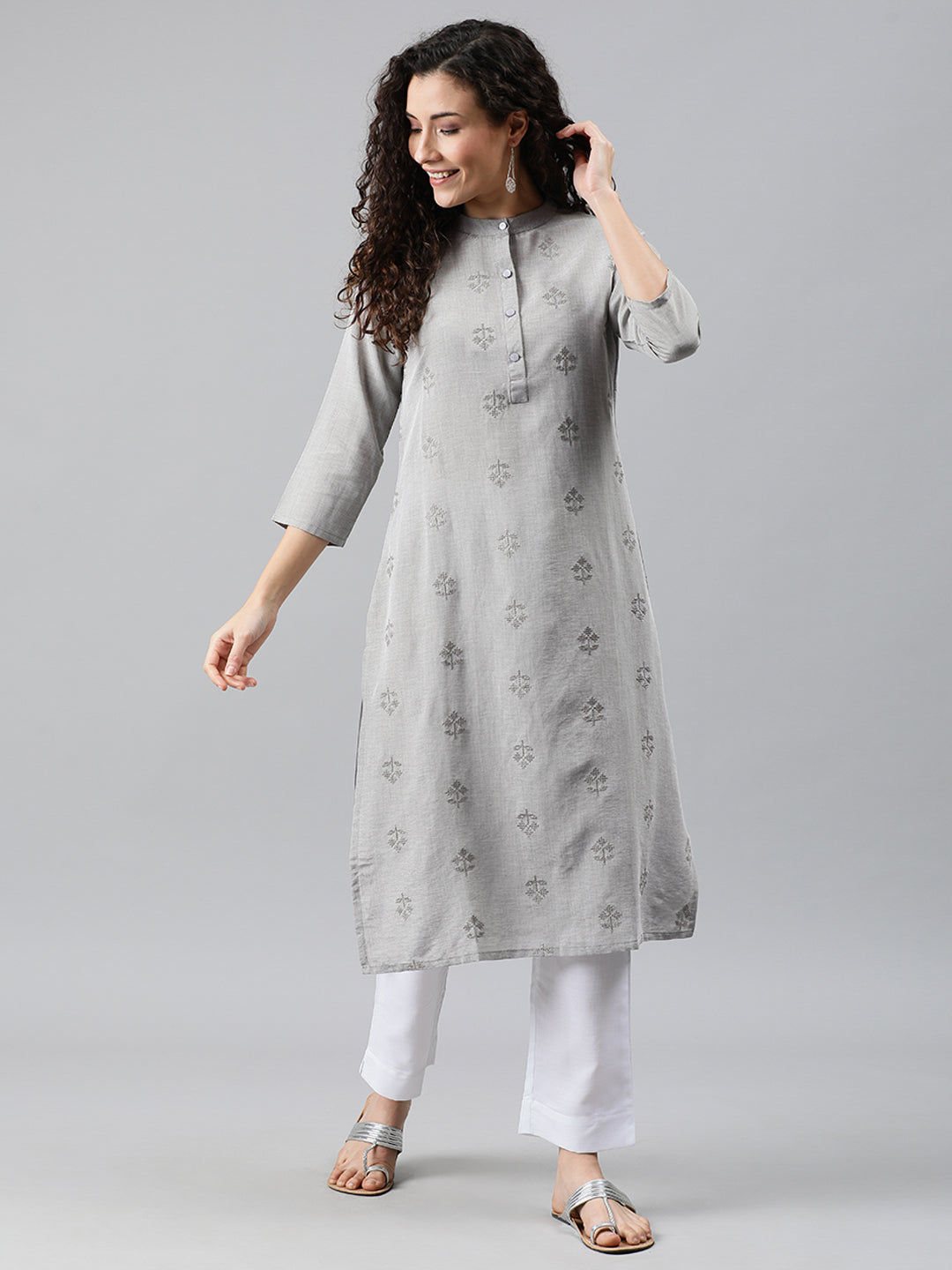 Mimosa Women Grey Embroidered Straight Kurta