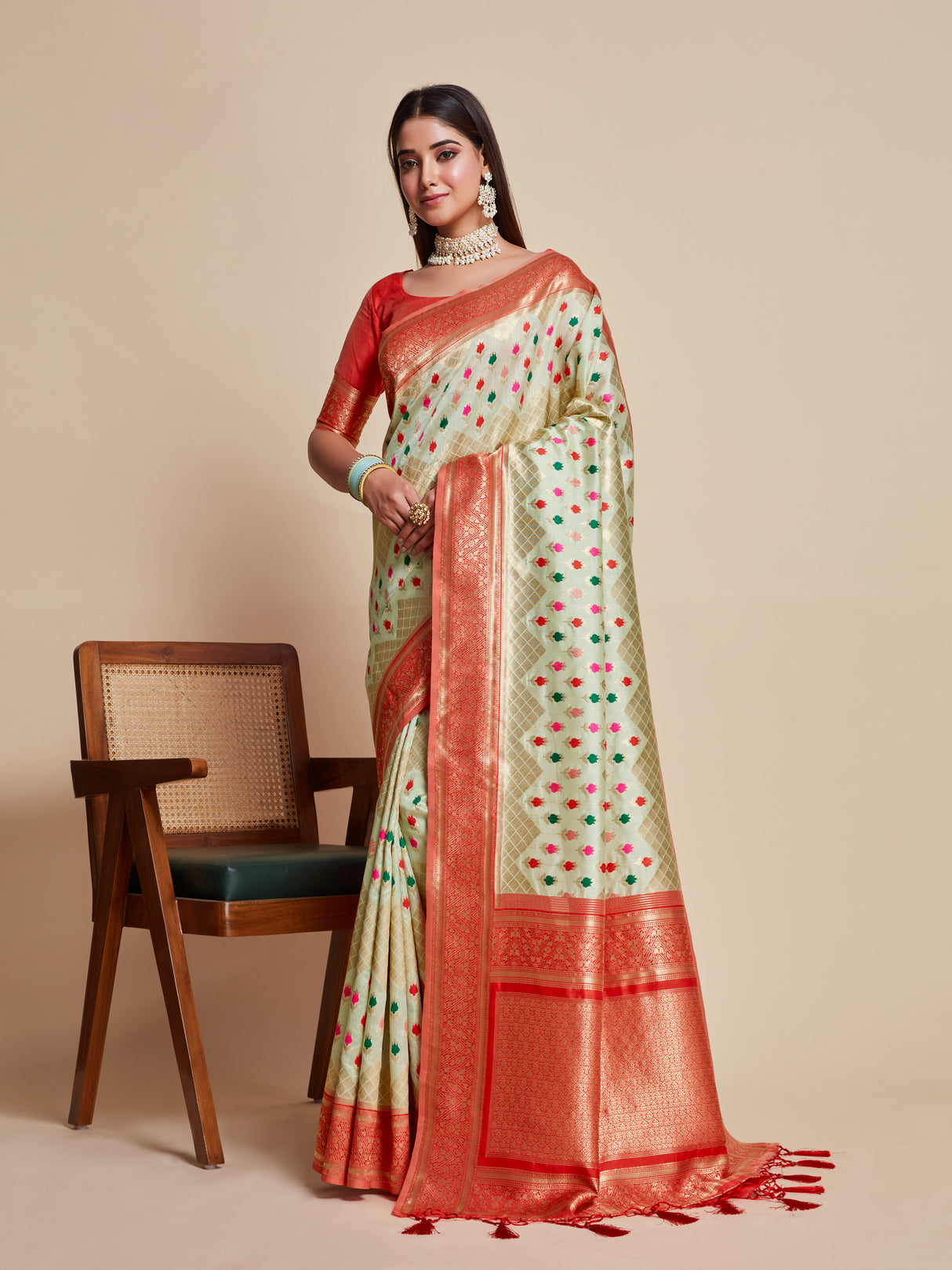 Mimosa Women's Woven Design Kanjivaram Art Silk Saree With Blouse Piece : SA00001062PS
