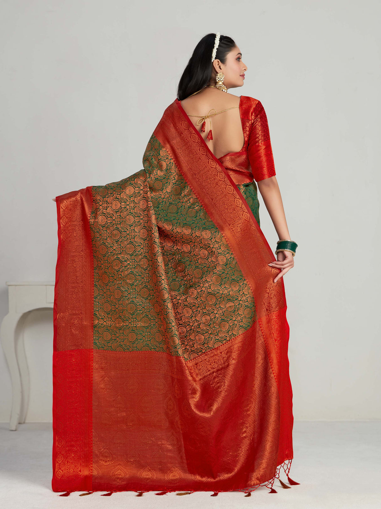 Mimosa Women's Woven Design Kanjivaram Art Silk Saree With Blouse Piece : SA00001130GRN