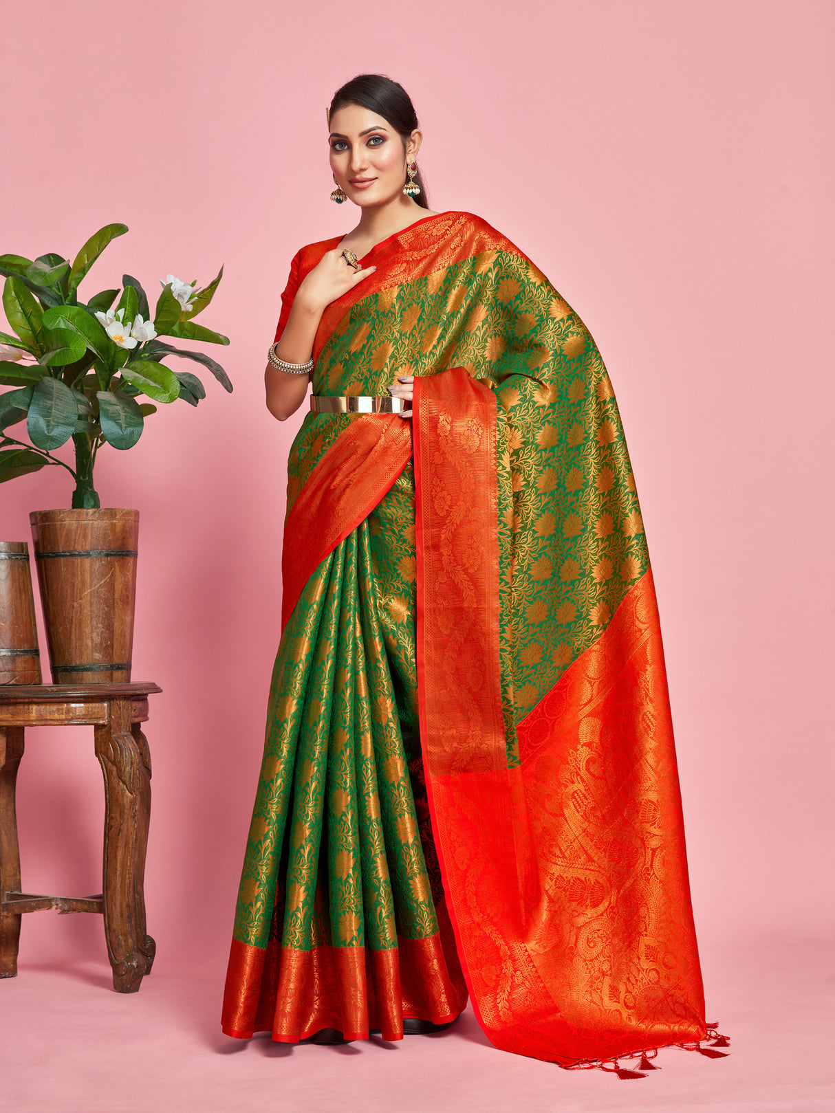 Mimosa Women's Woven Design Kanjivaram Art Silk Saree With Blouse Piece : SA00001294BGFREE