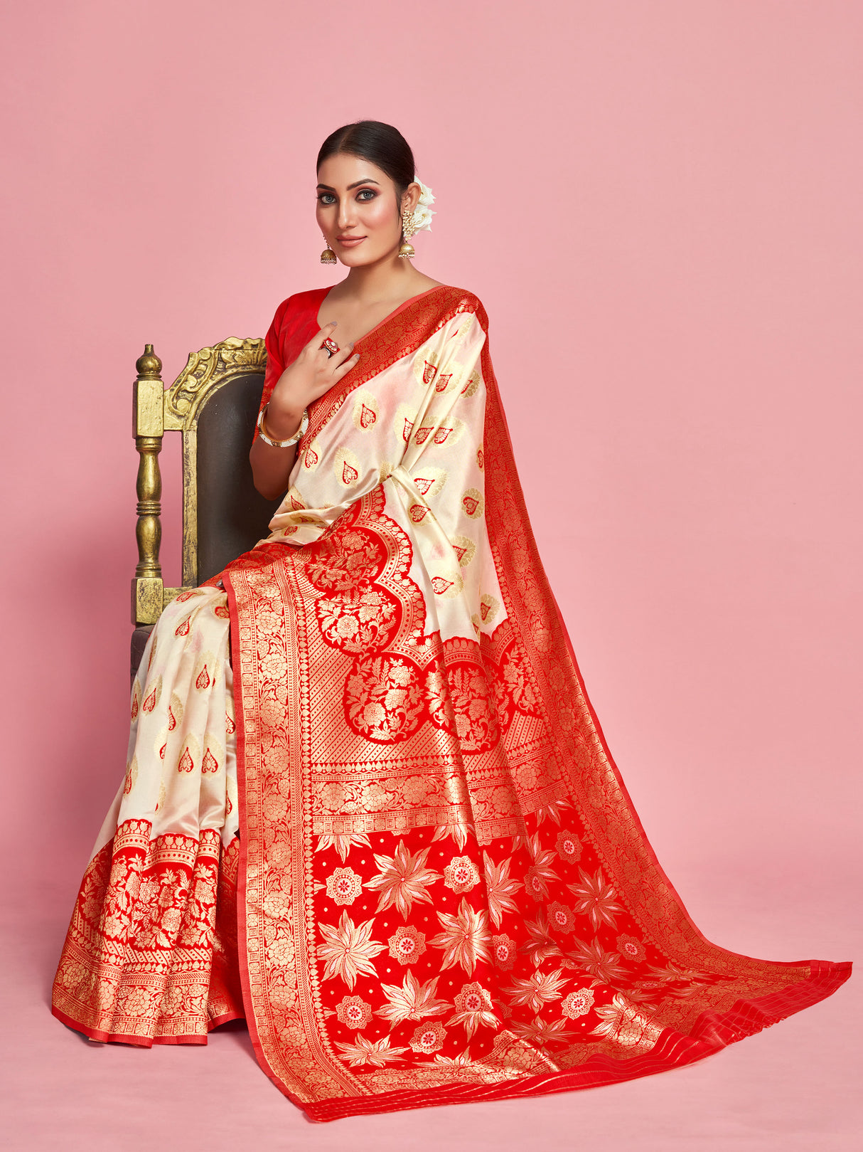 Mimosa Women's Woven Design Kanjivaram Art Silk Saree With Blouse Piece : SA00001340WHFREE