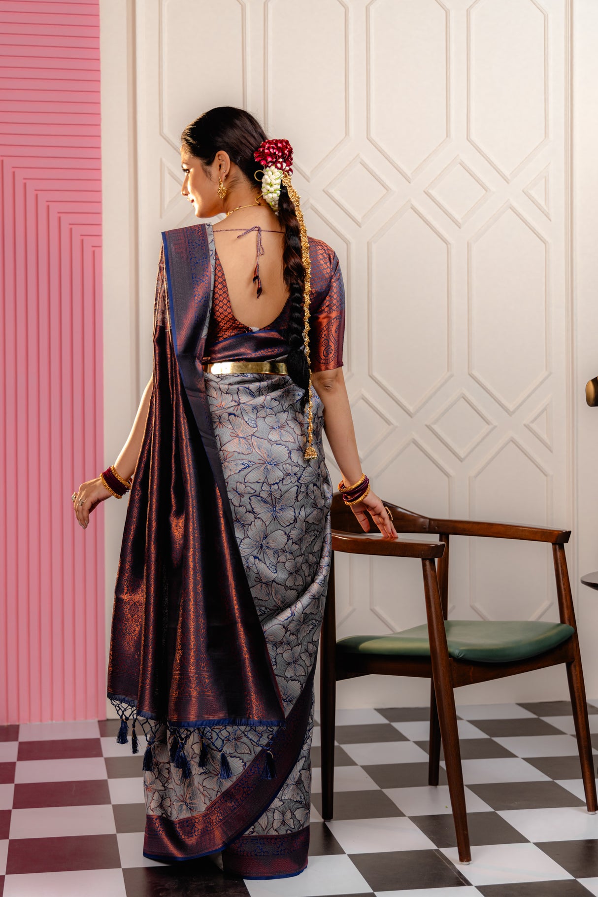 Mimosa Women's Woven Design Kanjivaram Style Art Silk Saree With Blouse Piece : SA00001644GYFREE