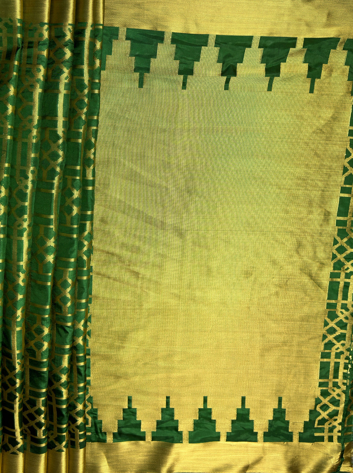 MIMOSA Women's Woven Design Banarasi Style Art Silk  Saree with Blouse Piece - Green ( SA00003121GRNFREE )