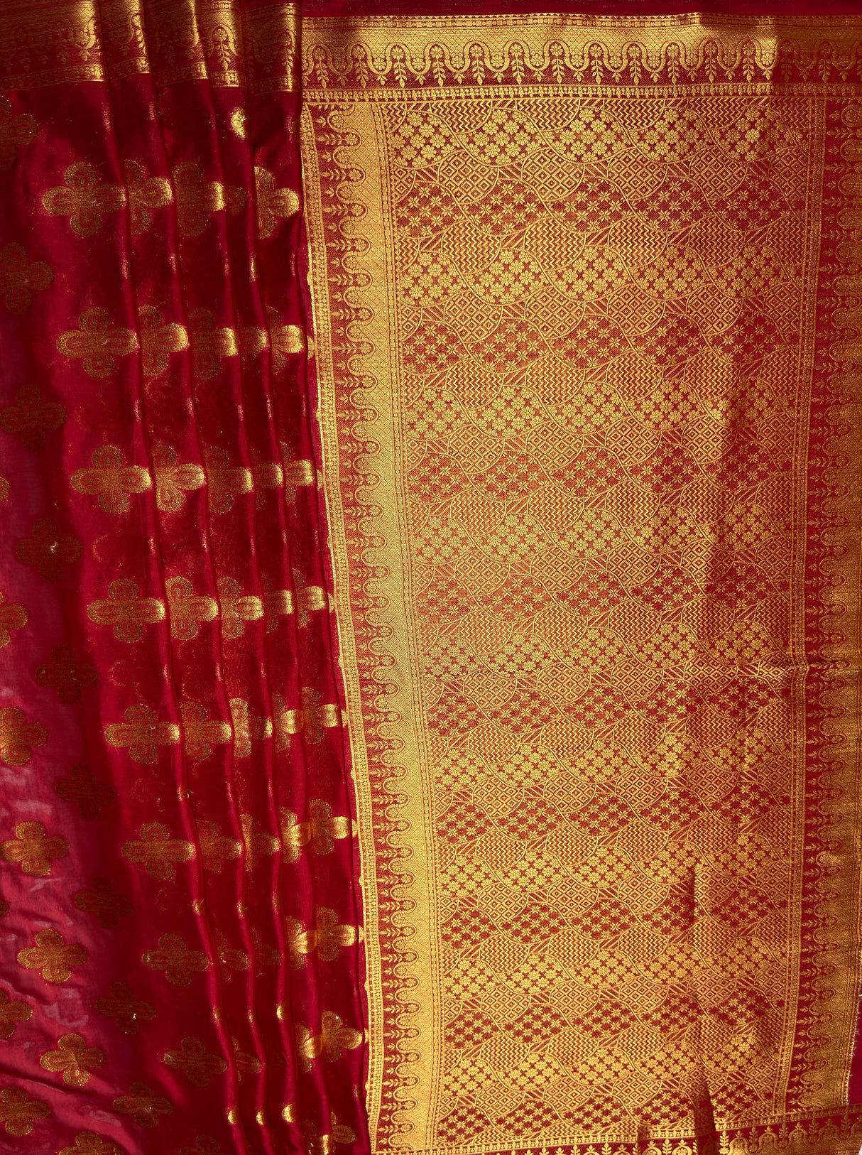 MIMOSA Women's Woven Design Mysore Silk Style Crepe Saree with Blouse Piece - Maroon ( SA00003122MRFREE )