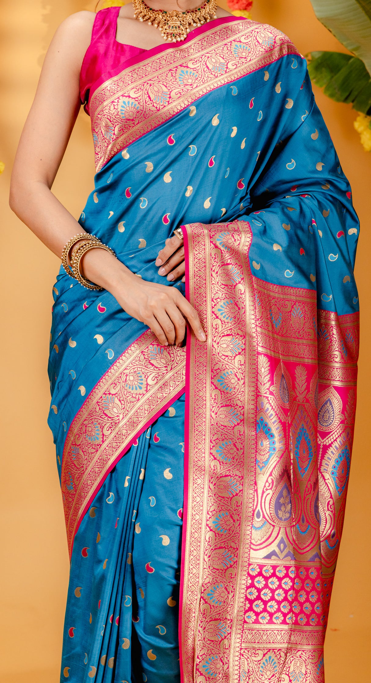 Mimosa Women's Woven Design Kanjivaram Style Art Silk Saree With Blouse Piece : SA00001788IBFREE