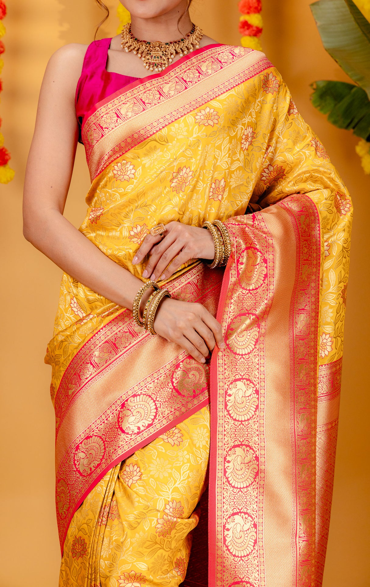 Mimosa Women's Woven Design Kanjivaram Style Art Silk Saree With Blouse Piece : SA00001608GDFREE