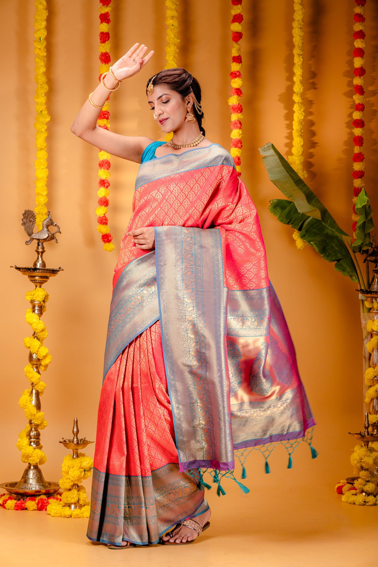 Mimosa Women's Woven Design Kanjivaram Style Art Silk Saree With Blouse Piece : SA00001609PCFREE