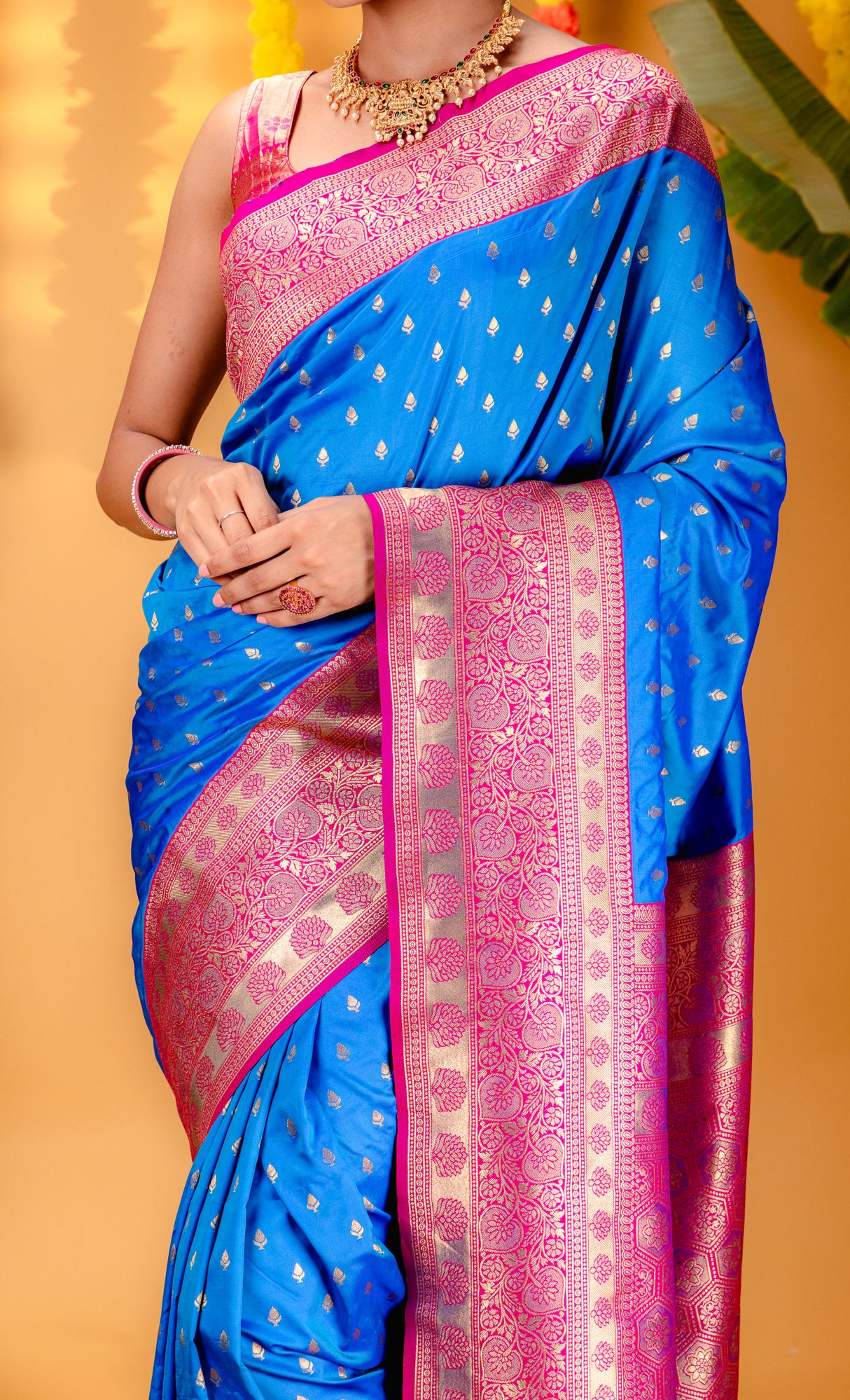 Mimosa Women's Woven Design Kanjivaram Style Art Silk Saree With Blouse Piece : SA00001607ANFREE