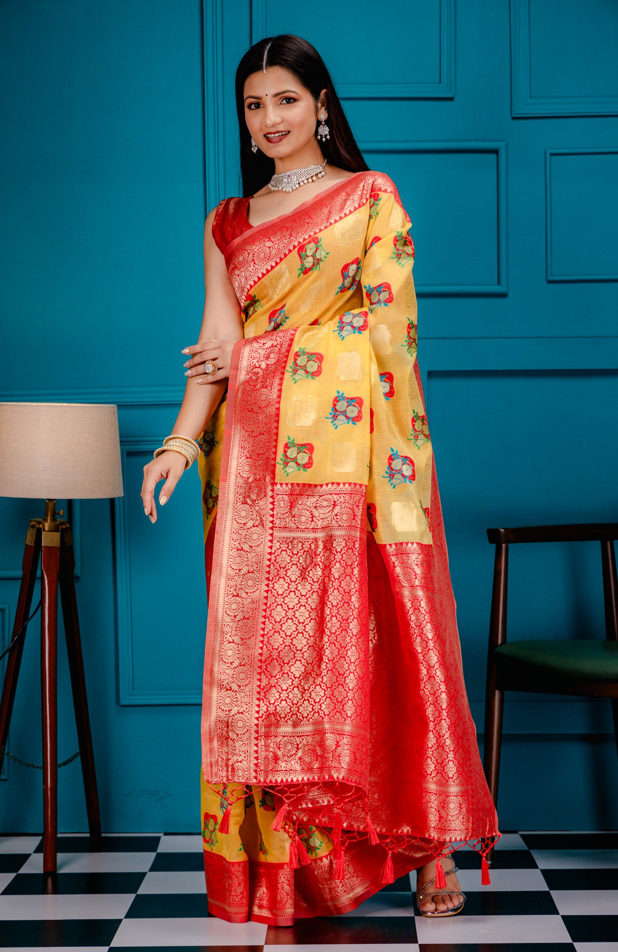 Mimosa Women's Woven Design Kanjivaram Style Art Silk Saree With Blouse Piece : SA00001624GDFREE