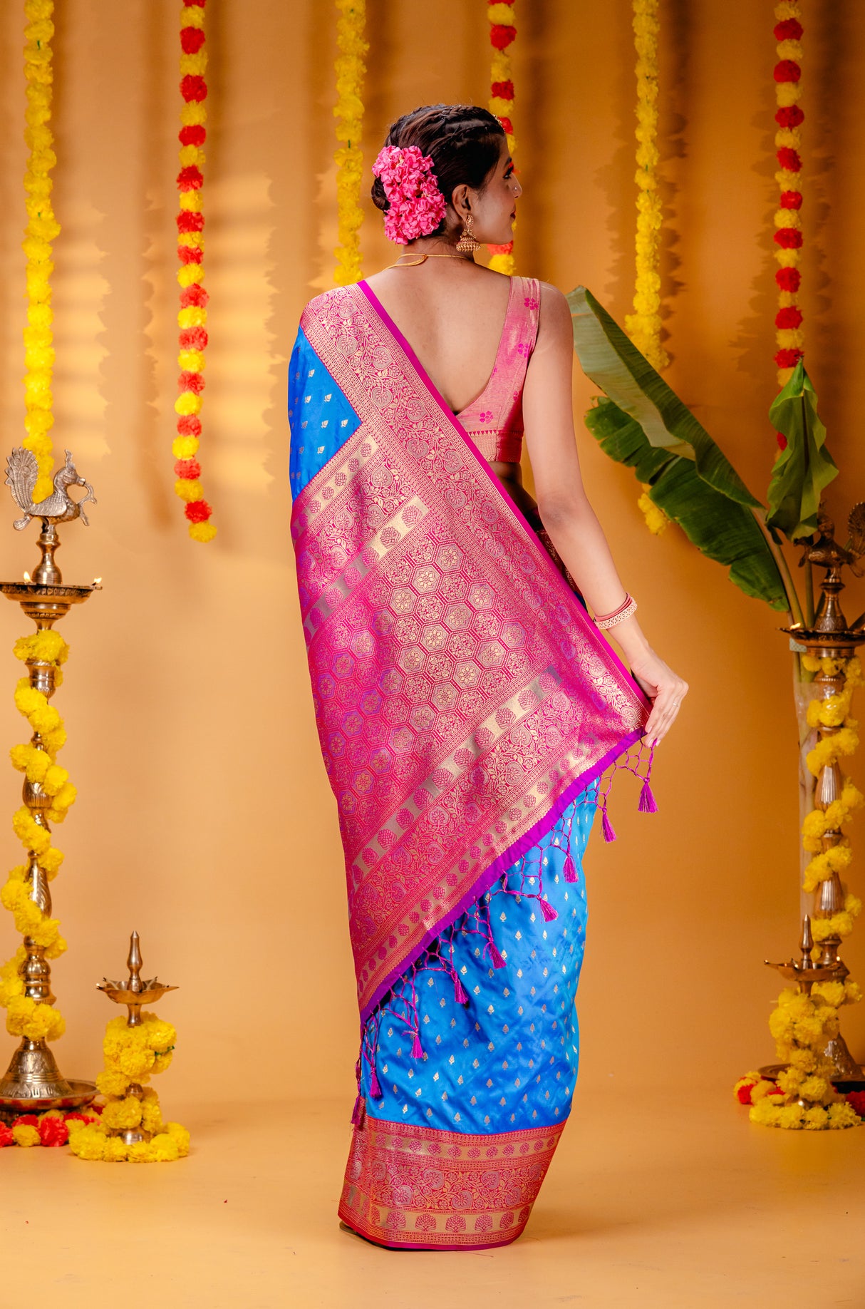 Mimosa Women's Woven Design Kanjivaram Style Art Silk Saree With Blouse Piece : SA00001607ANFREE