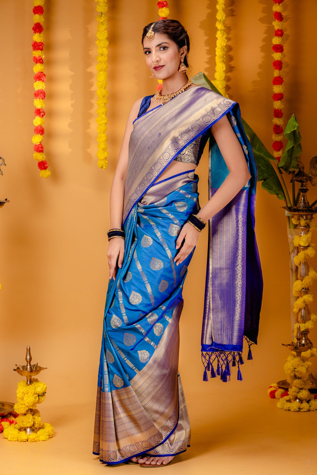 Mimosa Women's Woven Design Kanjivaram Style Art Silk Saree With Blouse Piece : SA00001610SFFREE