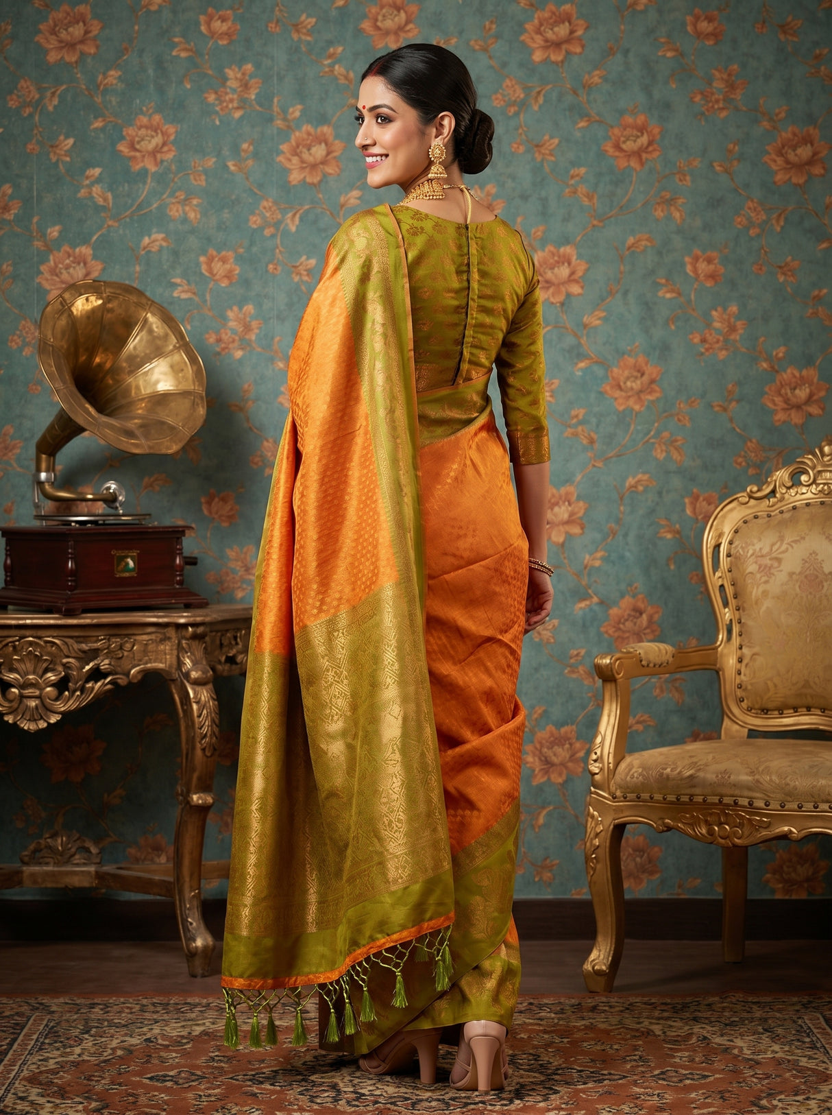 MIMOSA Gold Kanjivaram Art silk Saree — pose 9 styling detail