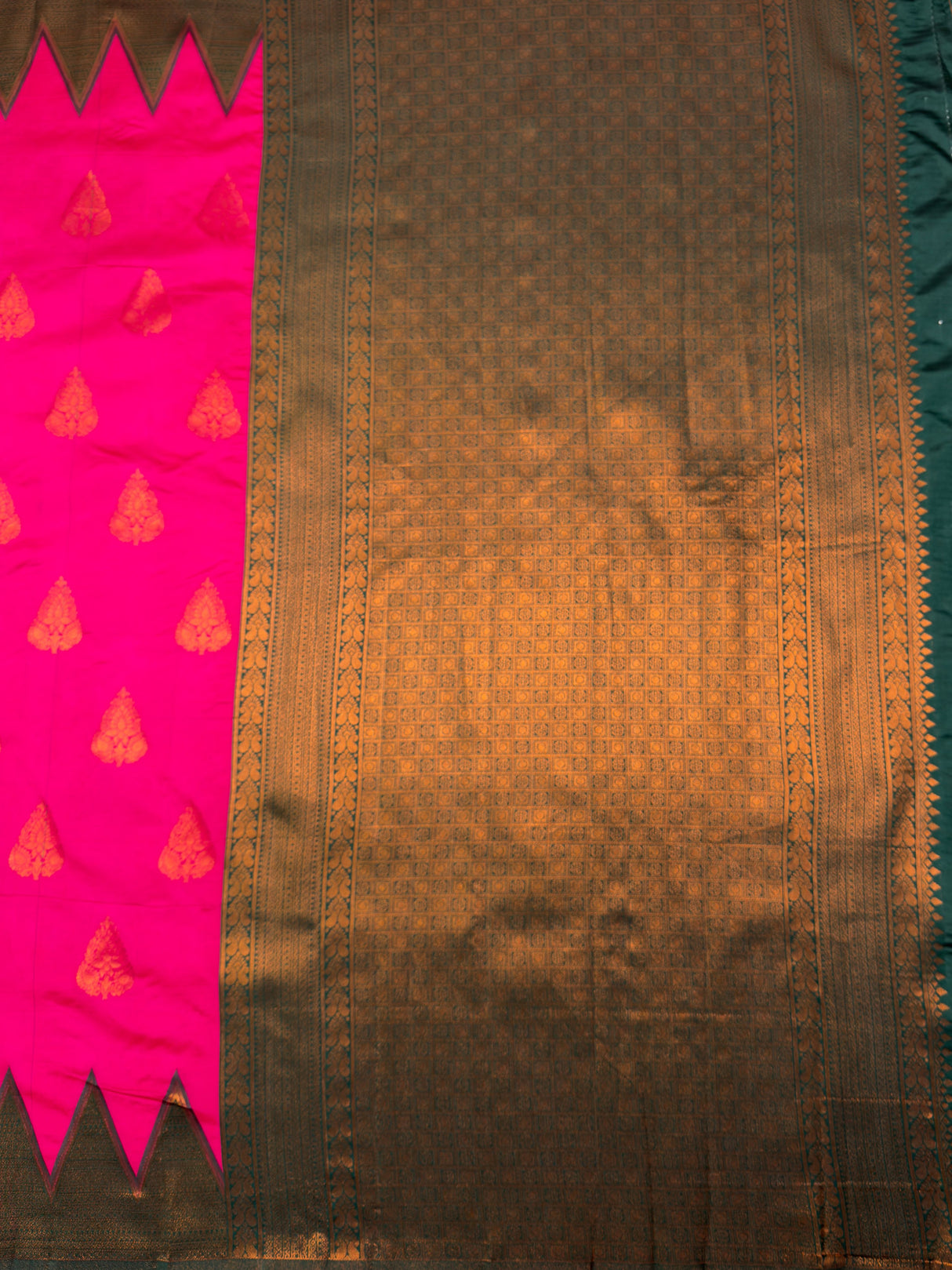 MIMOSA Rani Saree Saree — pallu and zari work detail