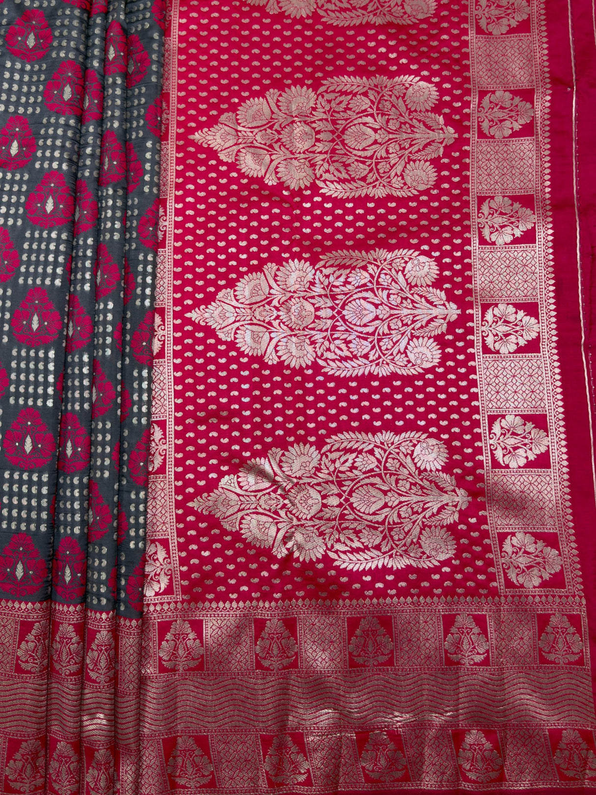 MIMOSA Grey Banarasi Art Silk Saree — pallu and zari work detail