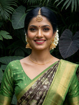 MIMOSA Saree Saree — pose 10 styling detail