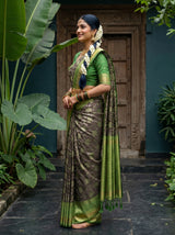 MIMOSA Saree Saree — pose 3 styling detail