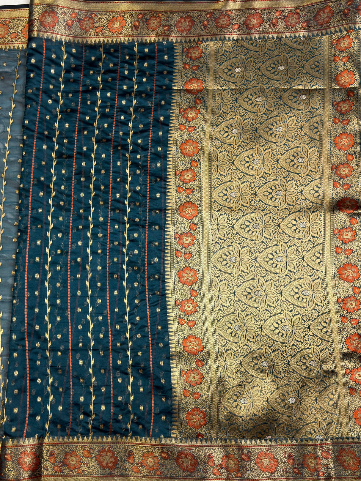 MIMOSA Saree Saree — pallu and zari work detail