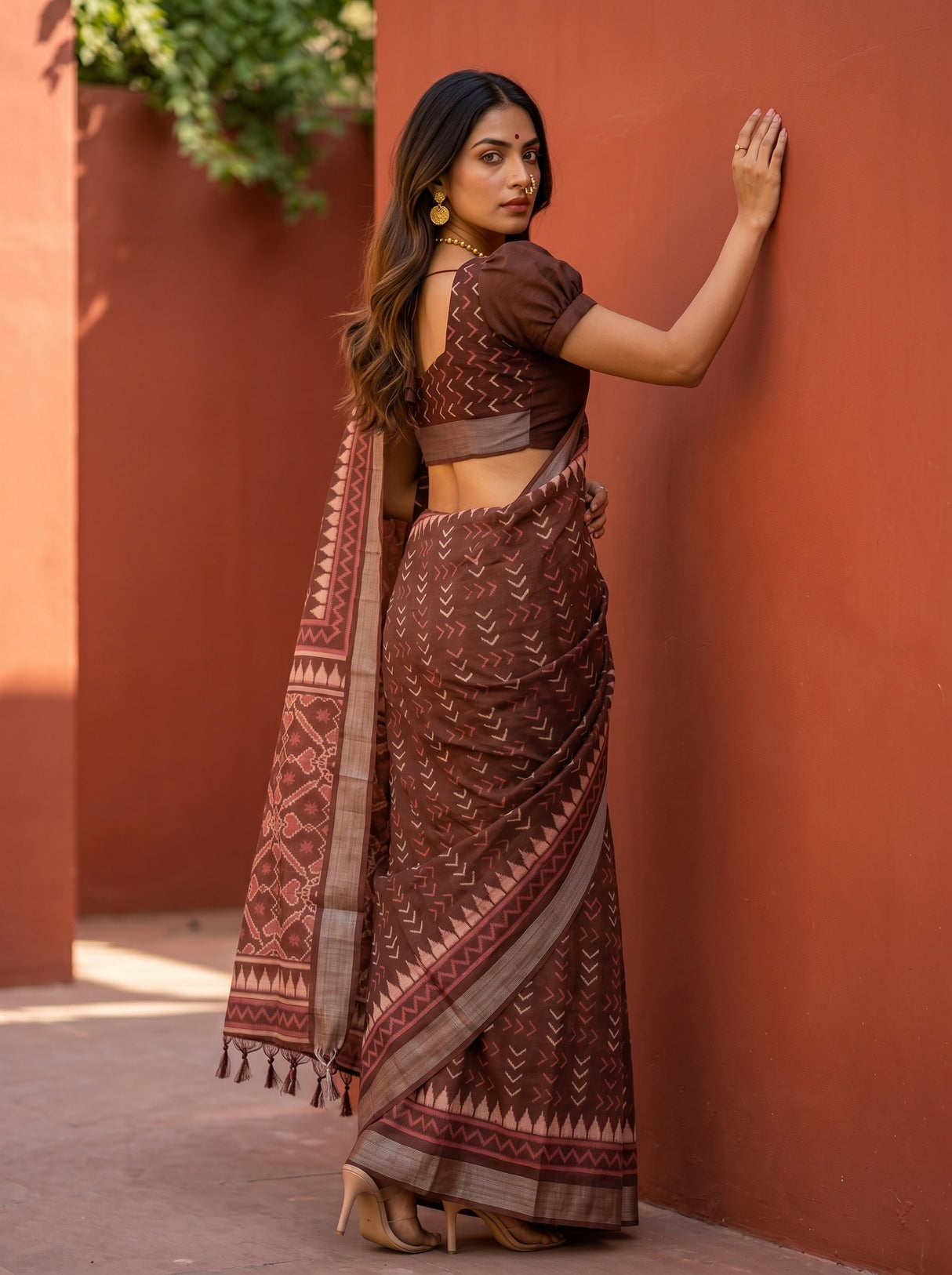MIMOSA Saree Saree — pose 5 styling detail