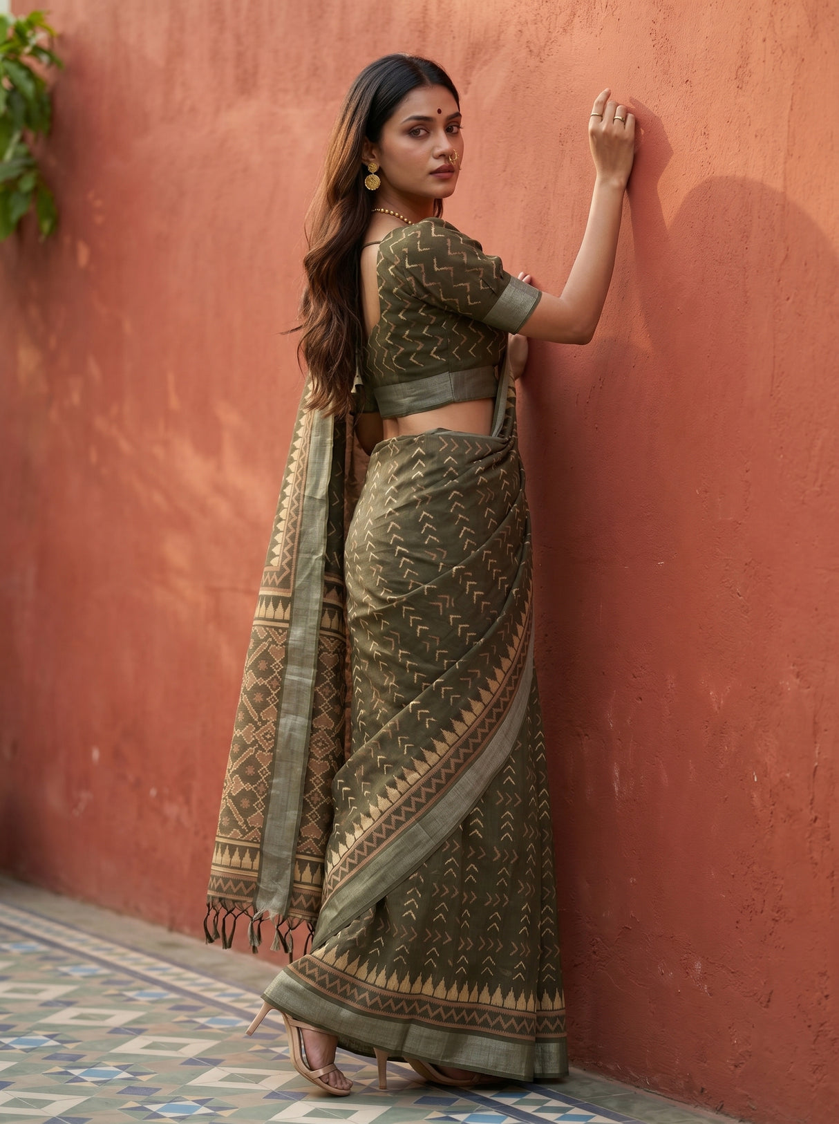 MIMOSA Saree Saree — pose 5 styling detail