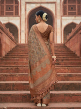 MIMOSA Saree Saree — pose 2 styling detail