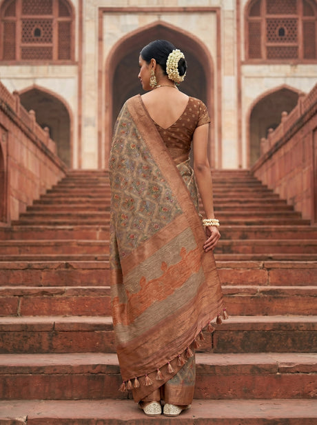 MIMOSA Saree Saree — pose 2 styling detail