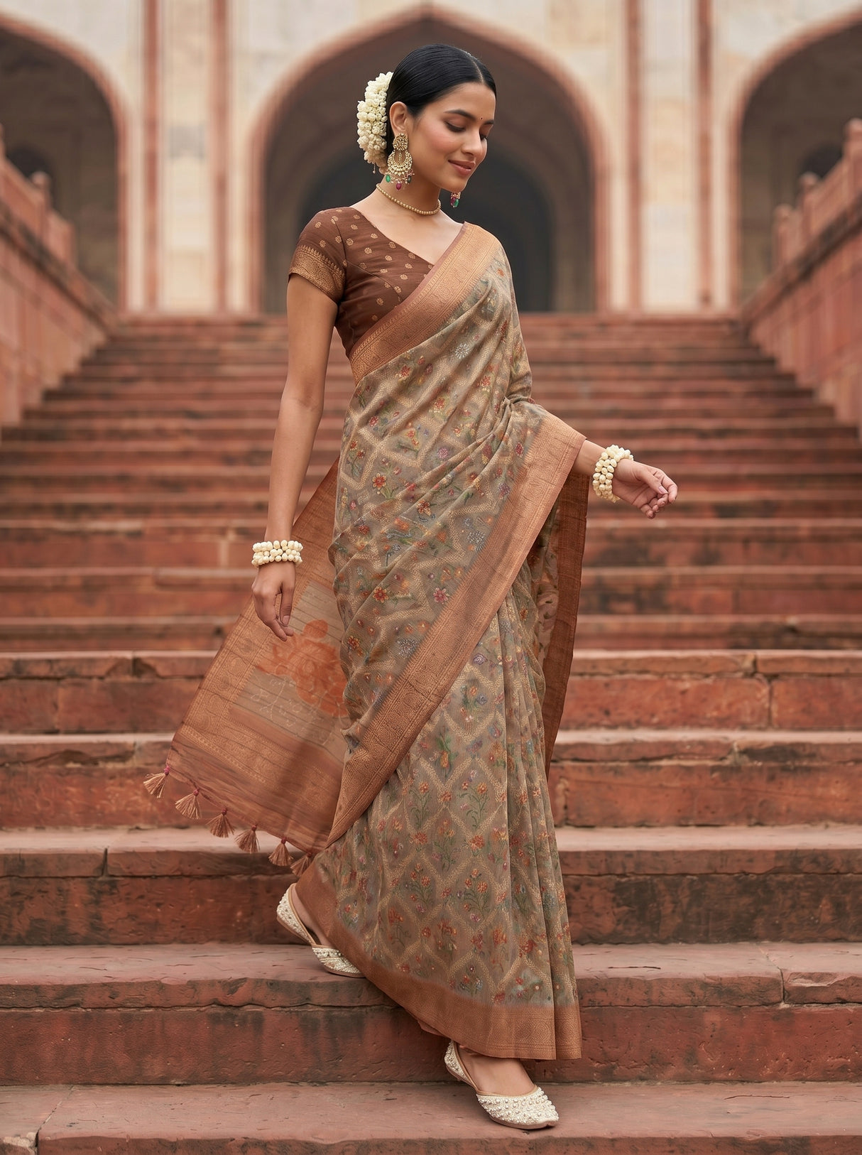 MIMOSA Saree Saree — pose 6 styling detail