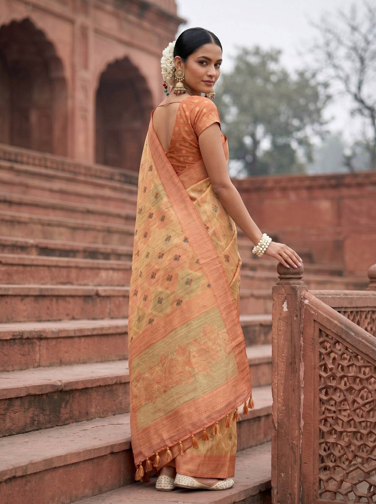MIMOSA Saree Saree — pose 7 styling detail