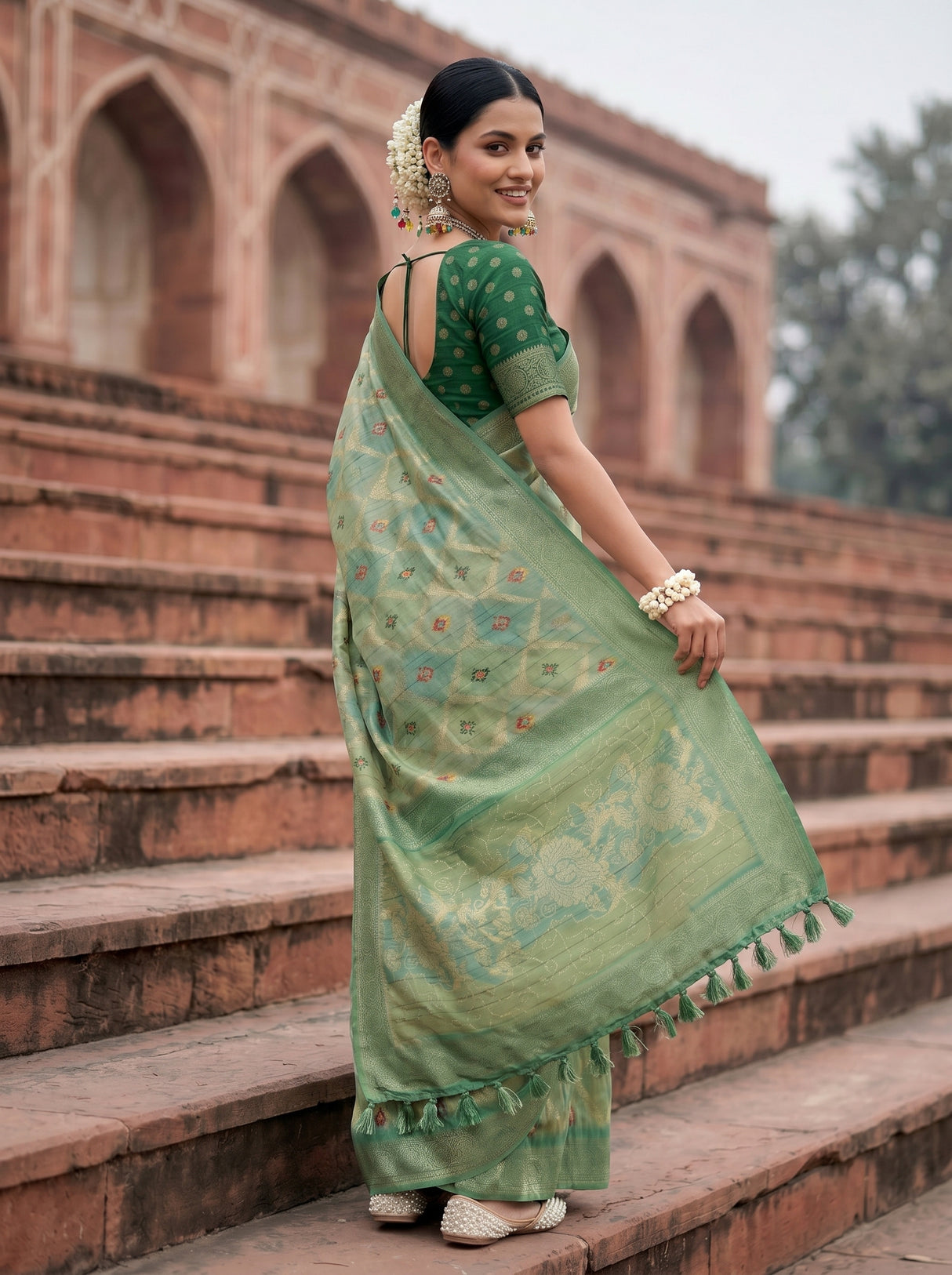 MIMOSA Saree Saree — pose 9 styling detail