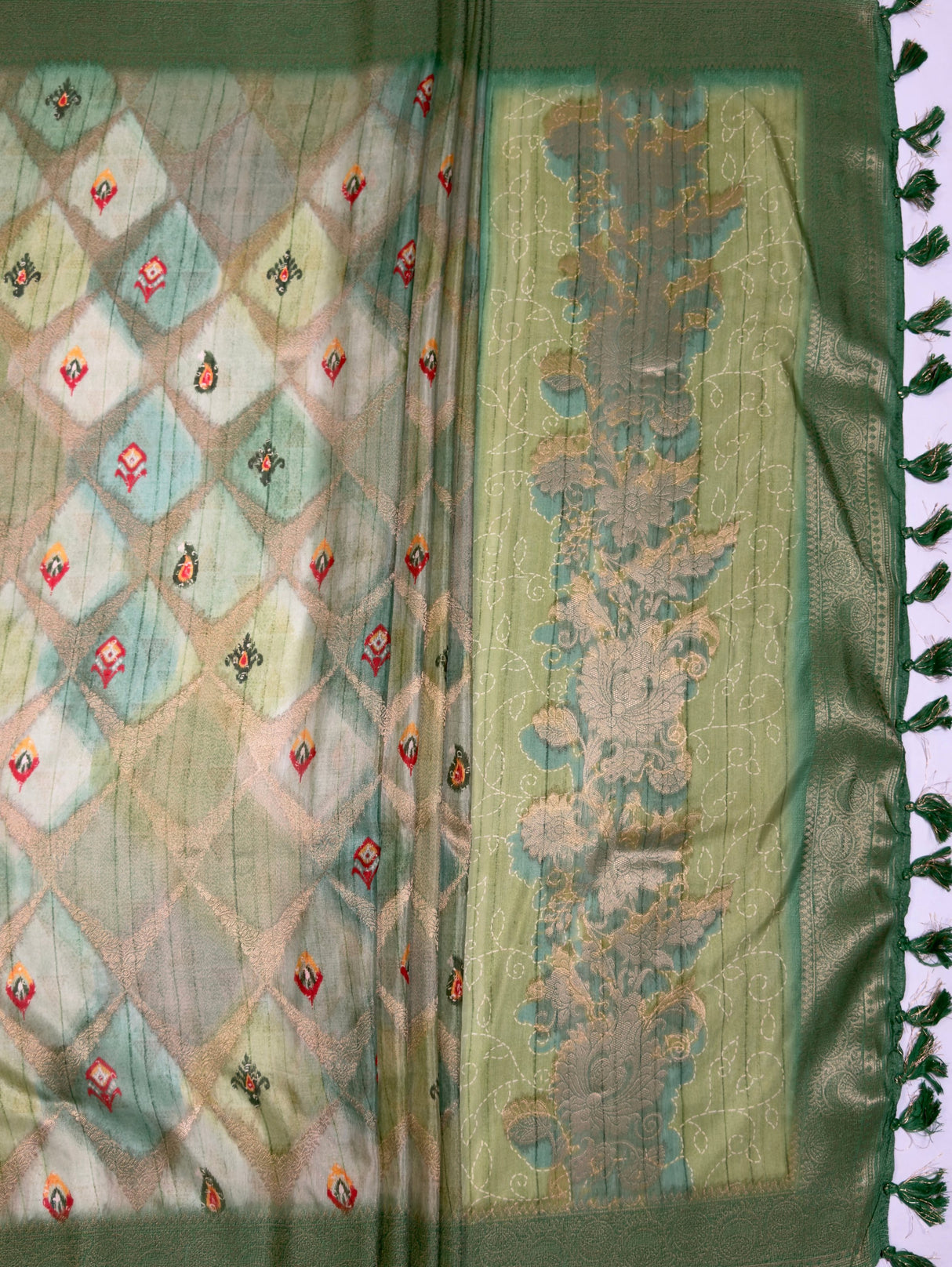 MIMOSA Saree Saree — pallu and zari work detail