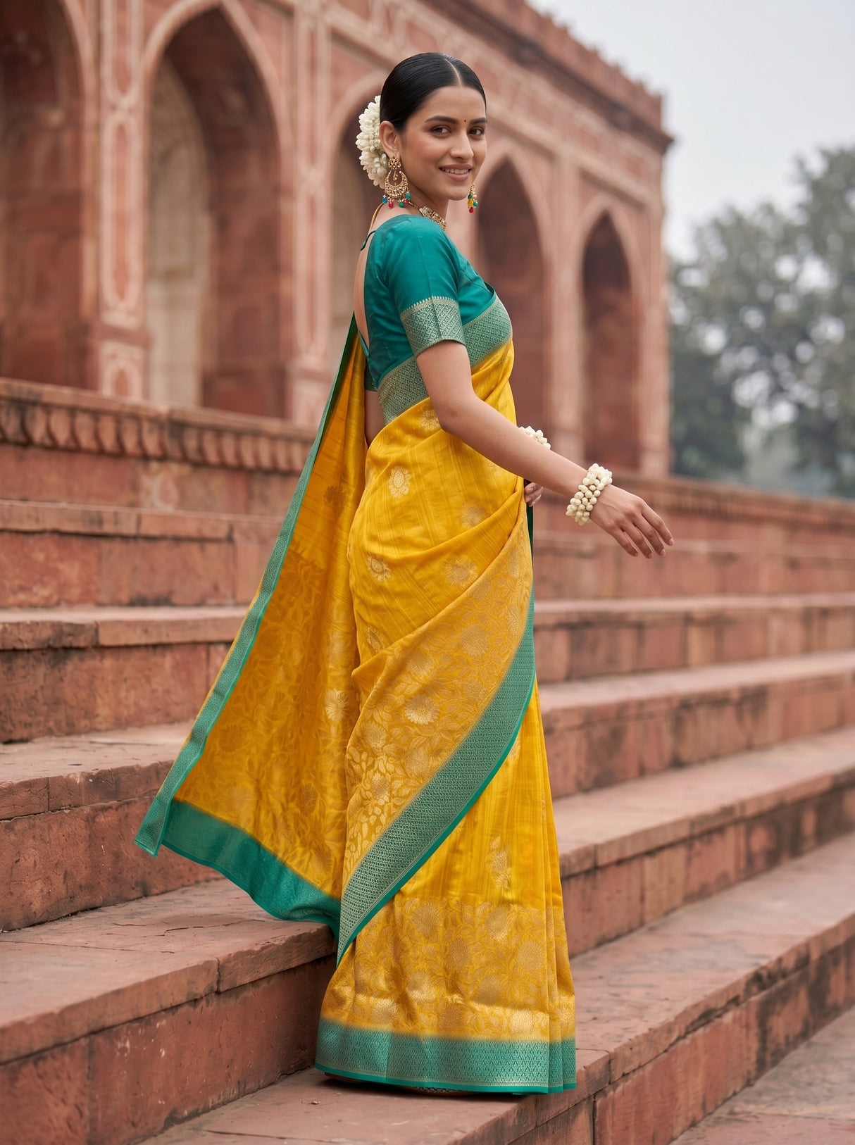 MIMOSA Saree Saree — pose 9 styling detail
