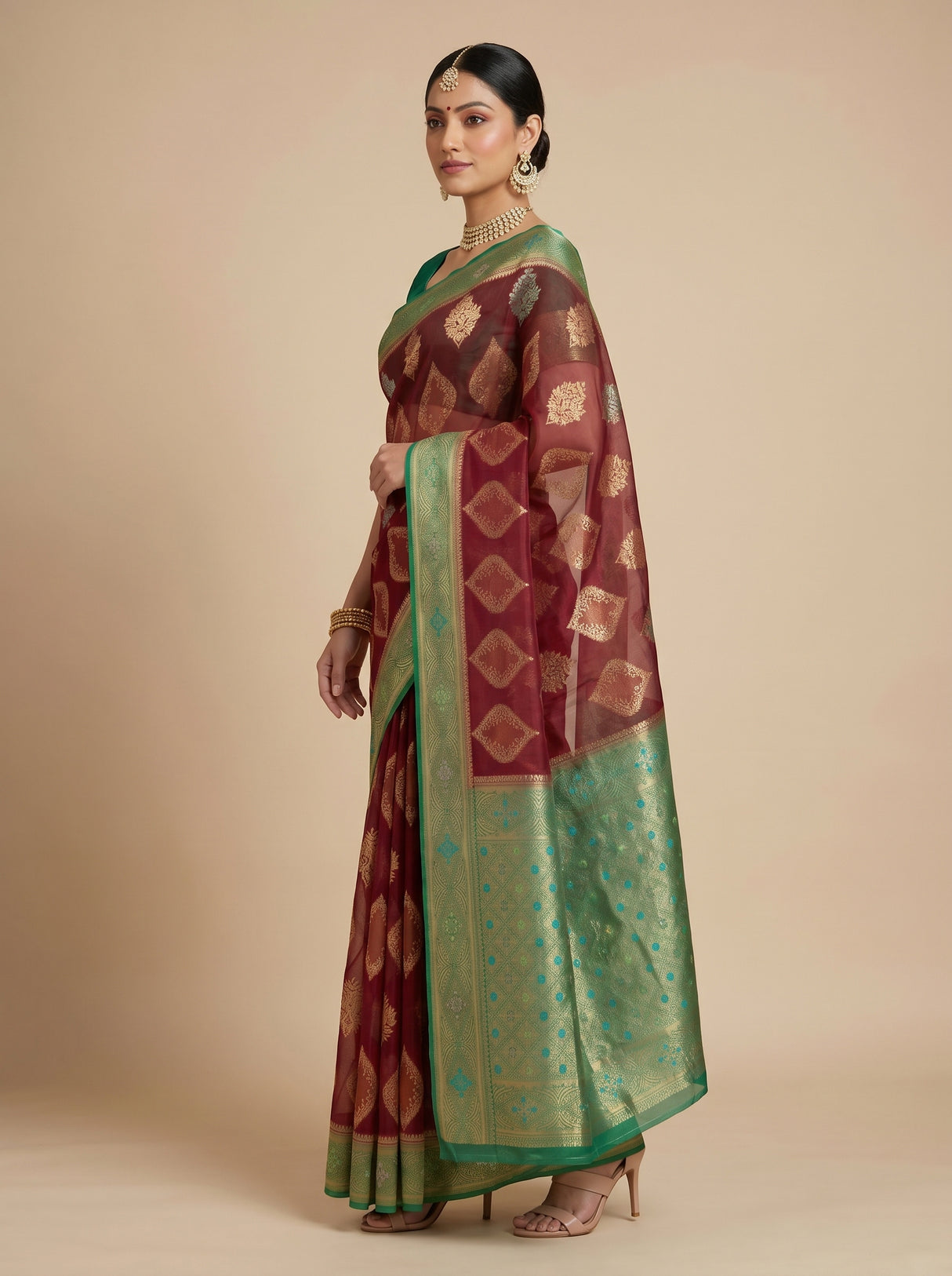 MIMOSA Saree Saree — pose 4 styling detail