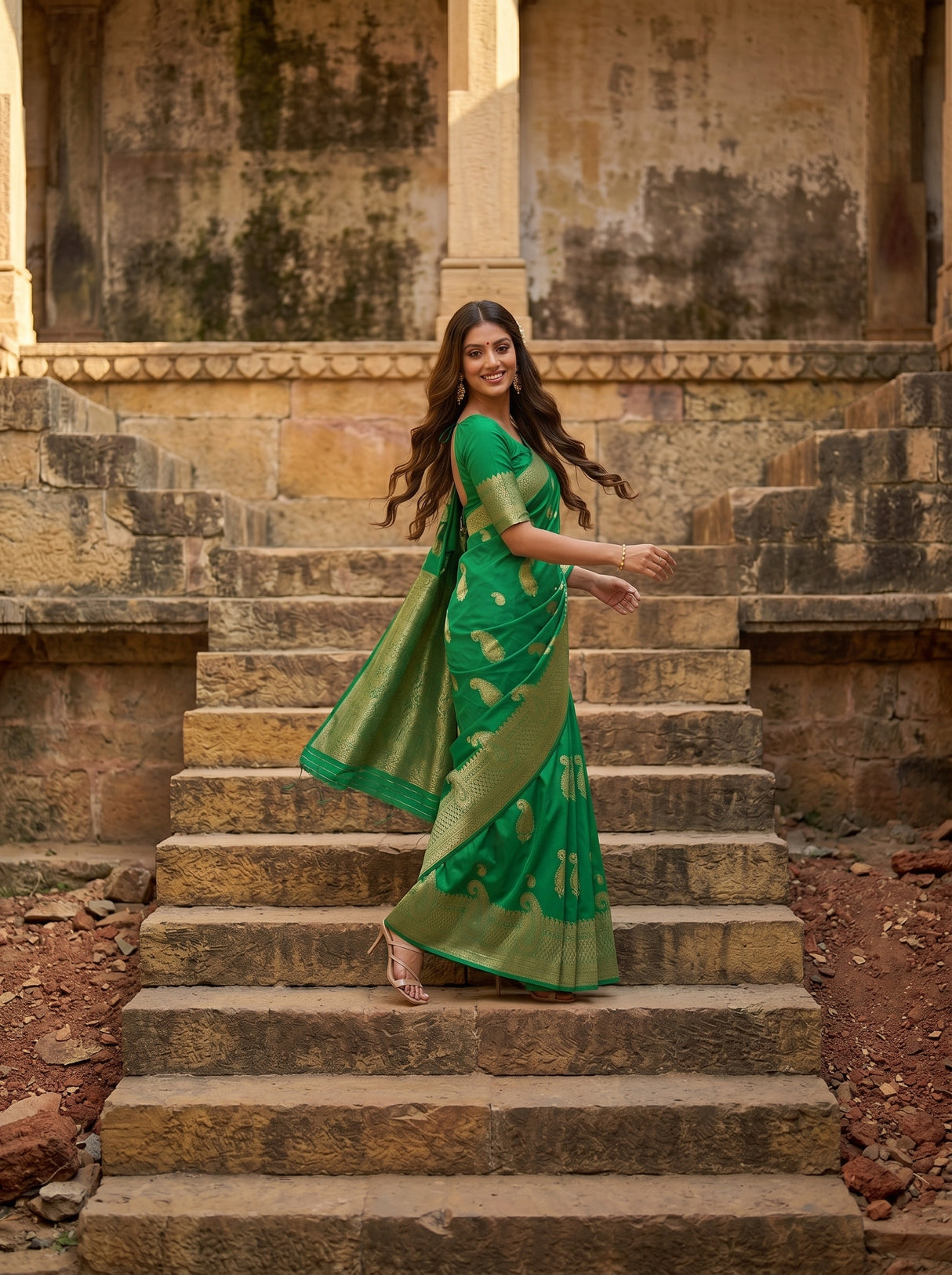 MIMOSA Saree Saree — pose 9 styling detail