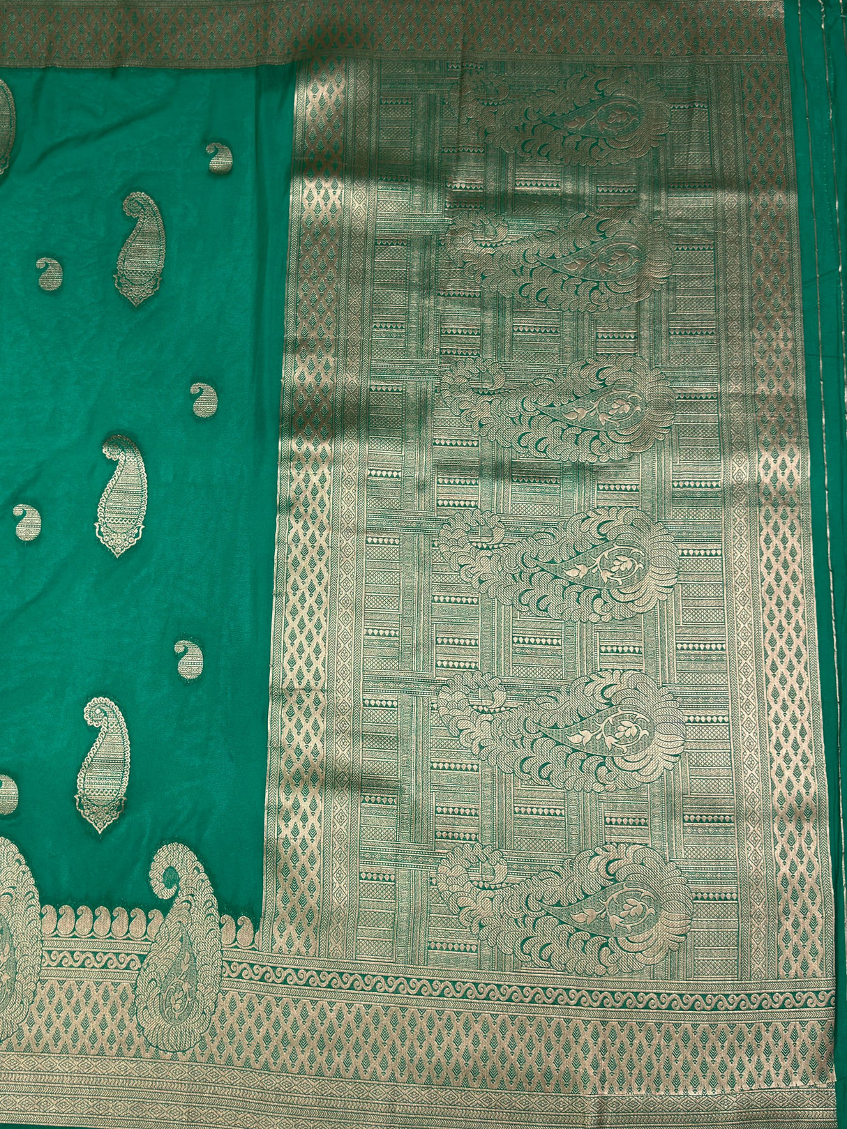 MIMOSA Saree Saree — pallu and zari work detail