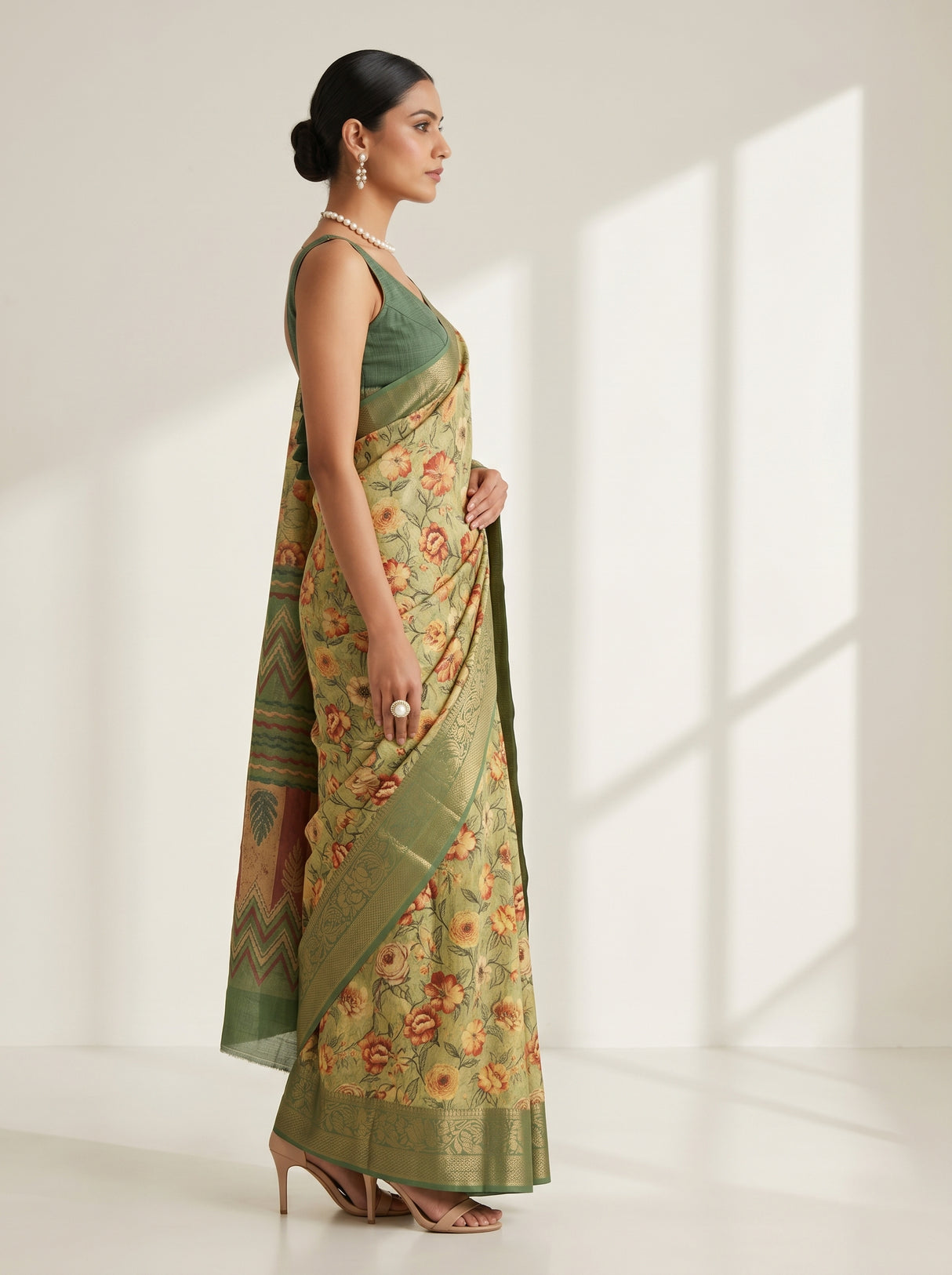 MIMOSA Pista Kalamkari Saree — pose 3 styling detail
