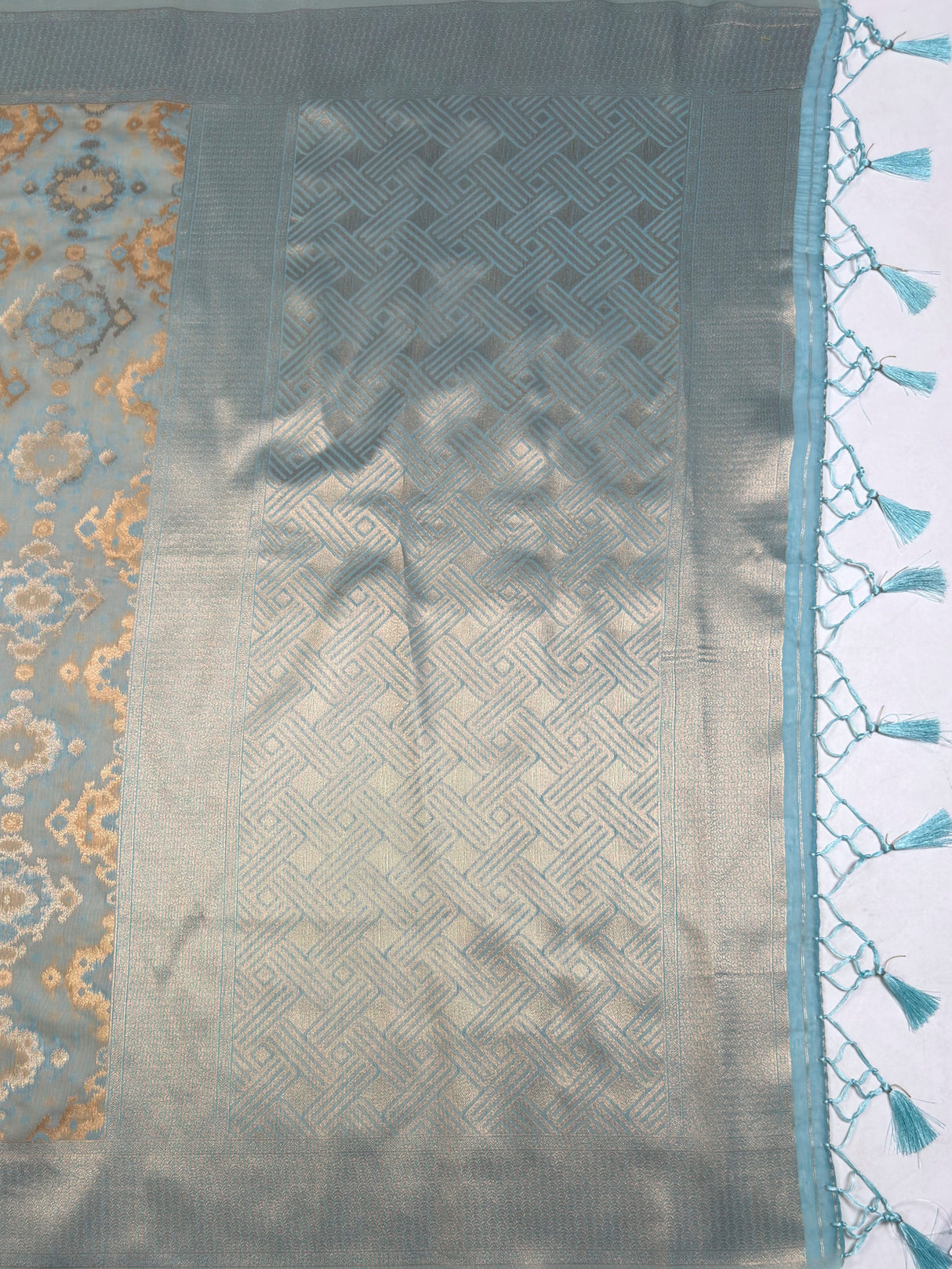 MIMOSA Saree Saree — pallu and zari work detail