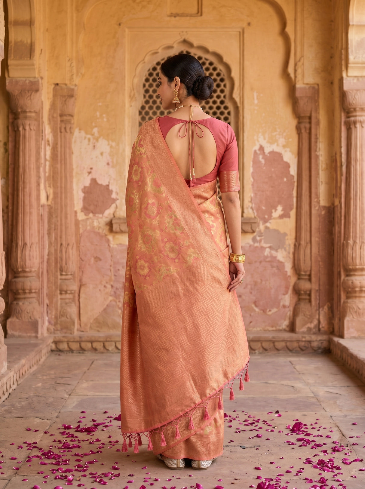 MIMOSA Saree Saree — pose 2 styling detail