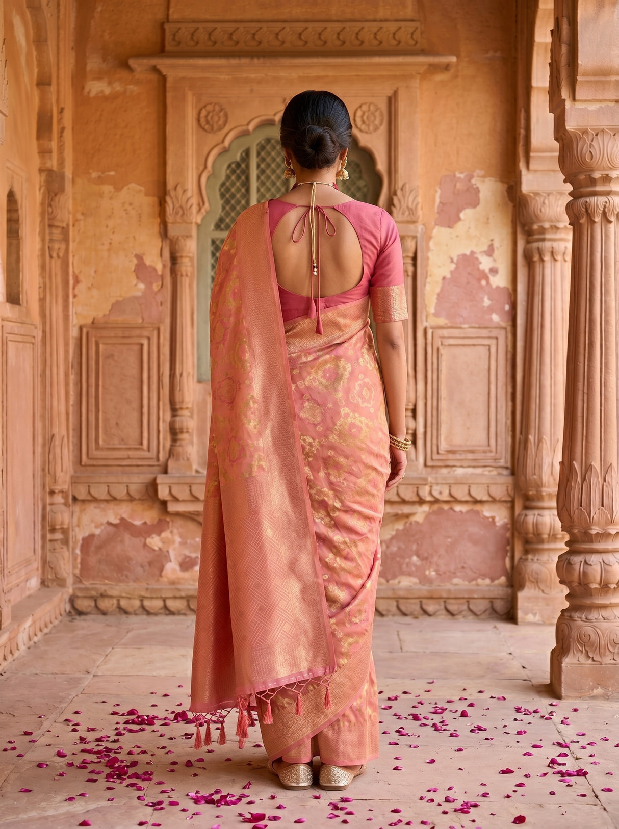 MIMOSA Saree Saree — pose 2 styling detail