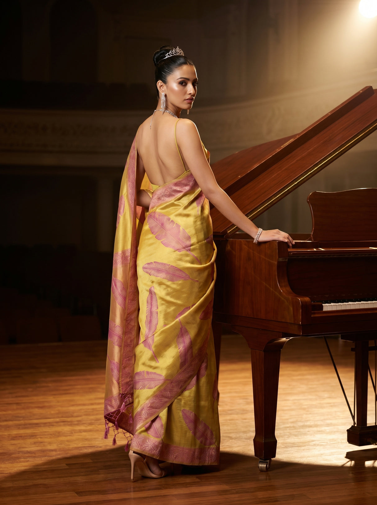 MIMOSA Saree Saree — pose 9 styling detail