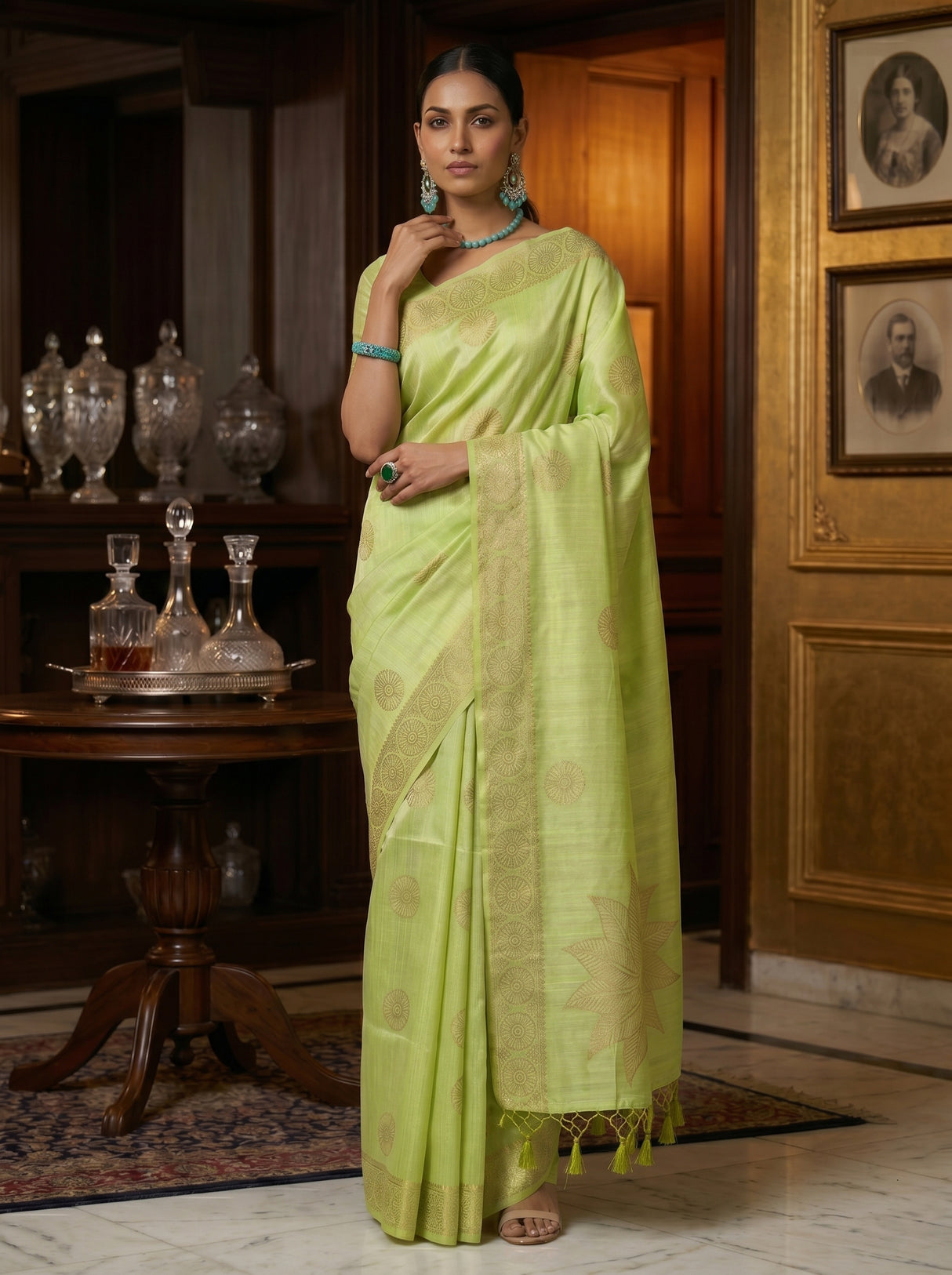 MIMOSA Saree Saree — pose 6 styling detail