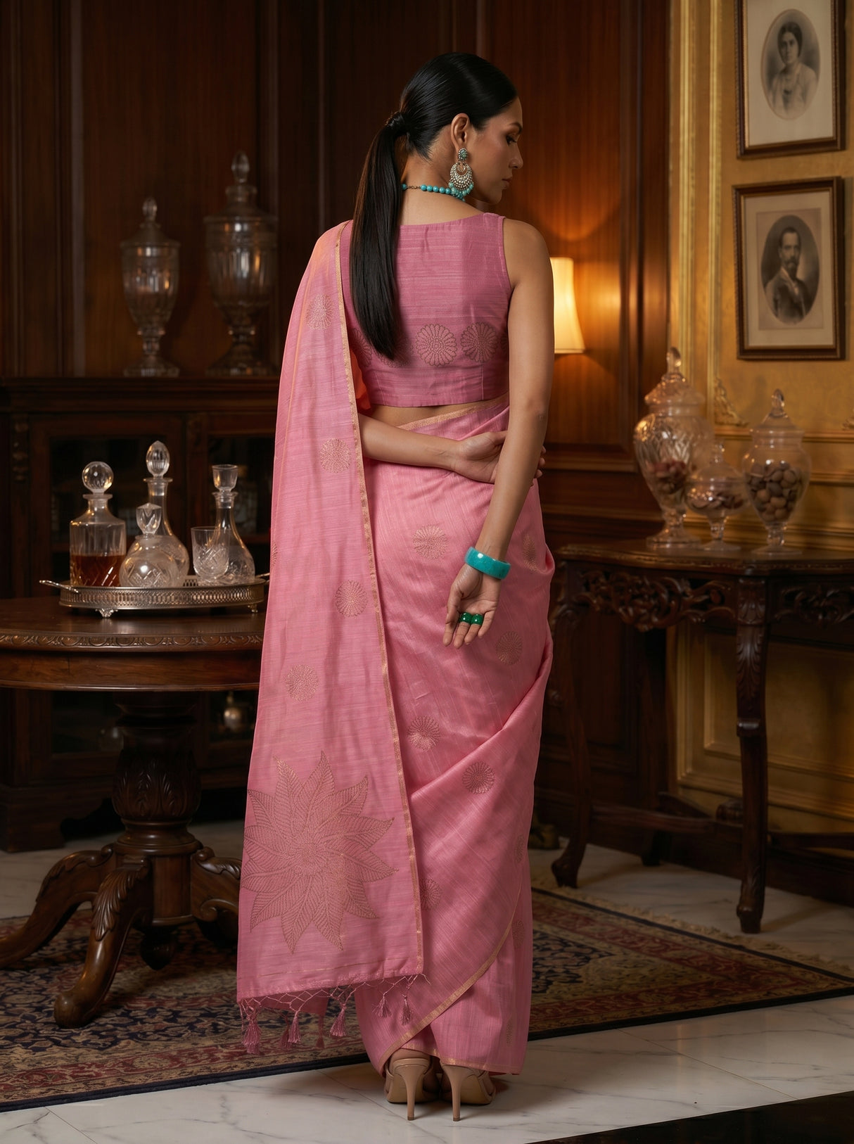 MIMOSA Saree Saree — pose 2 styling detail