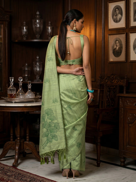 MIMOSA Saree Saree — pose 2 styling detail
