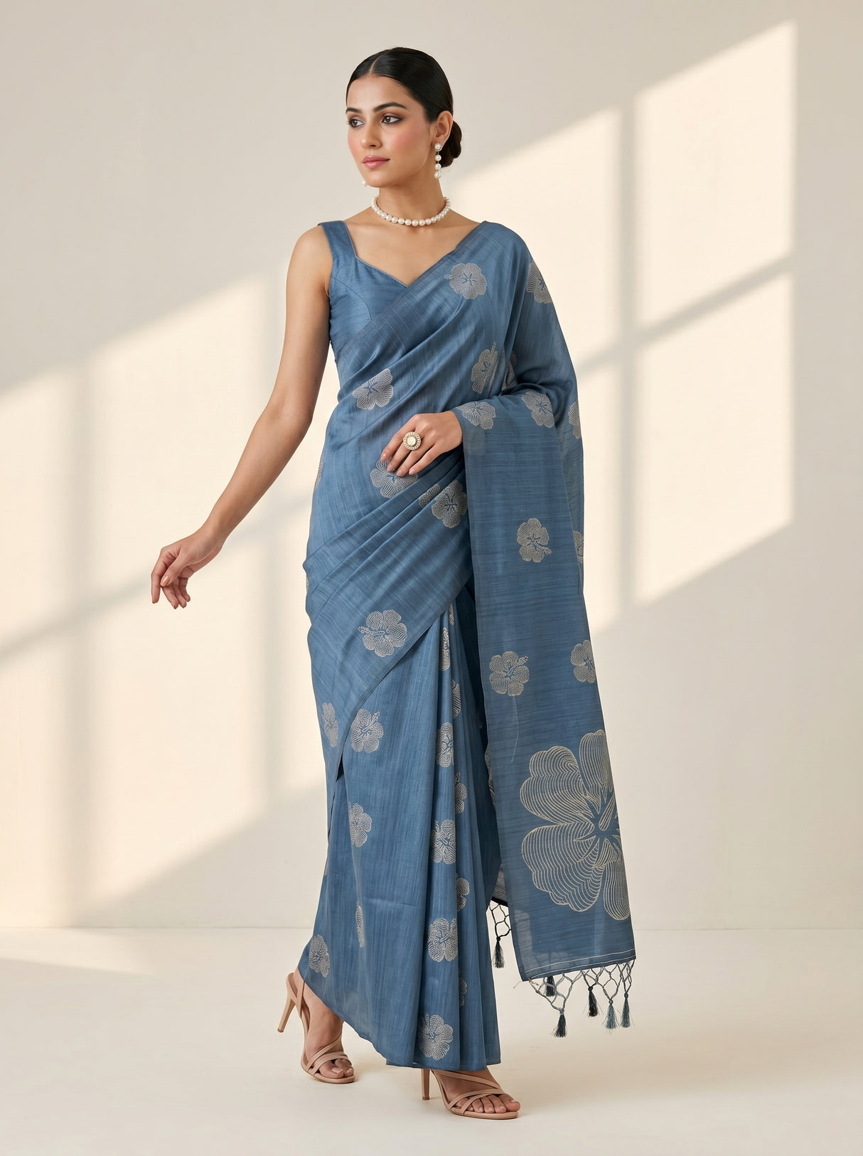 MIMOSA Saree Saree — pose 9 styling detail