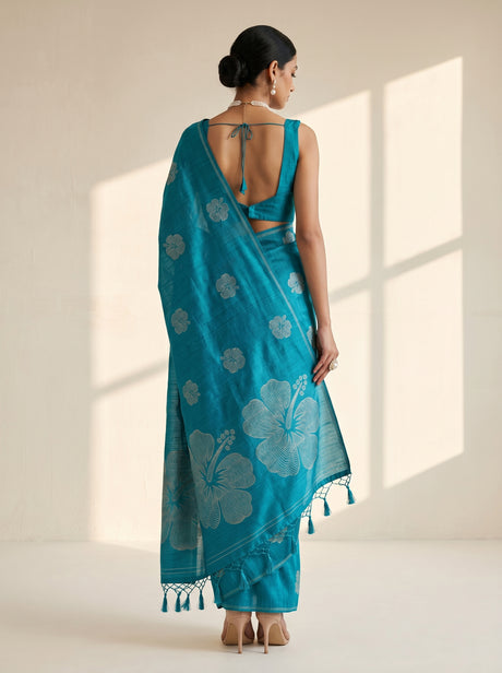 MIMOSA Saree Saree — pose 2 styling detail